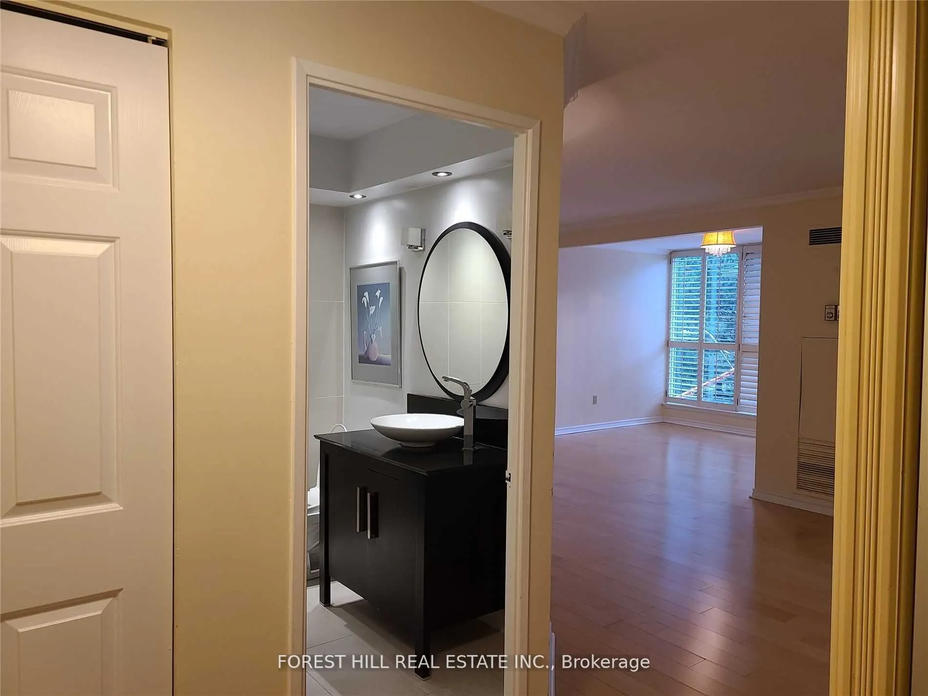 1055 Bay Street, #302