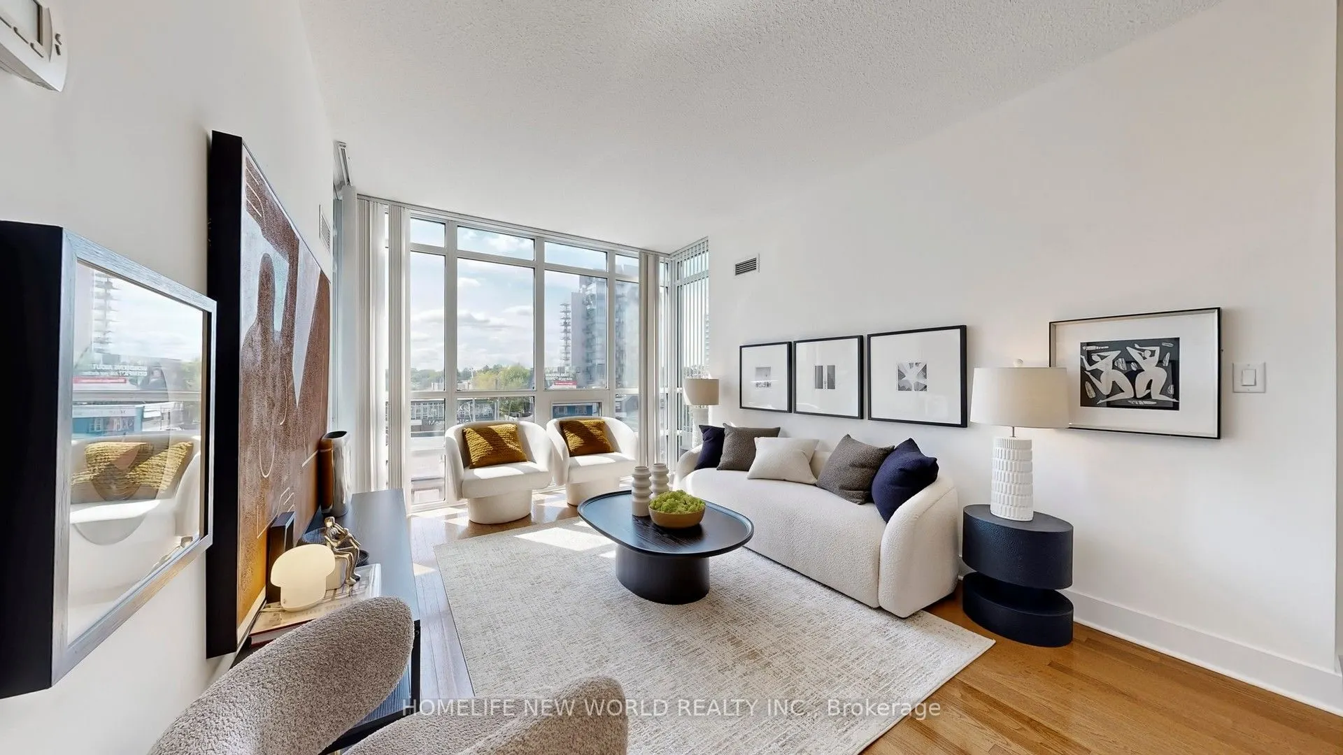 26 Norton Avenue, #401