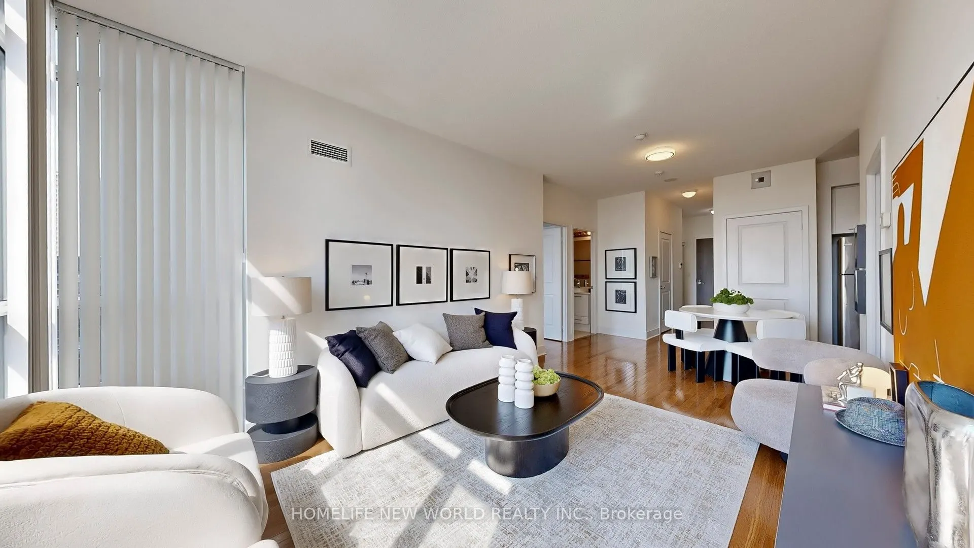 26 Norton Avenue, #401