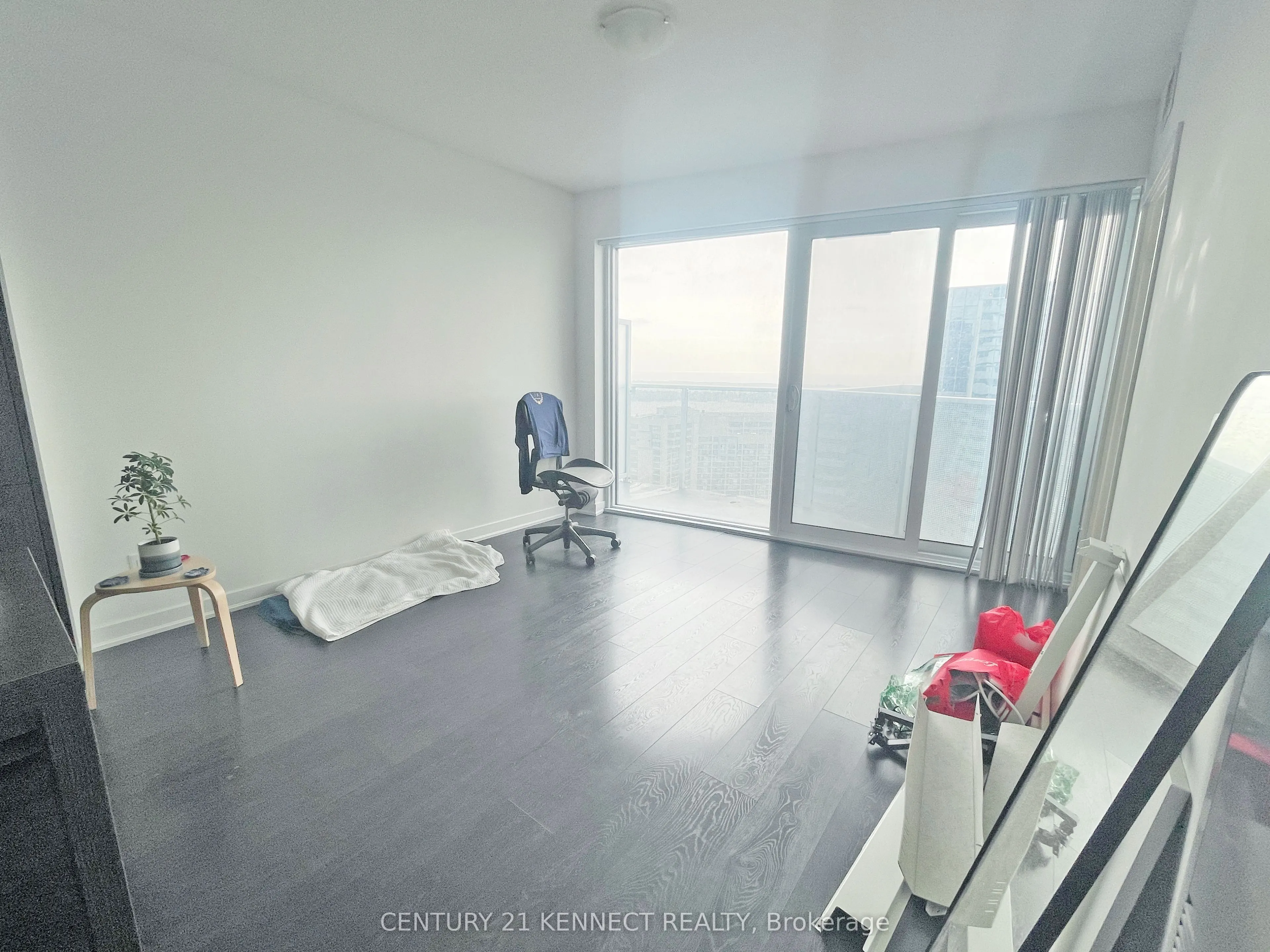 100 Harbour Street, #4209