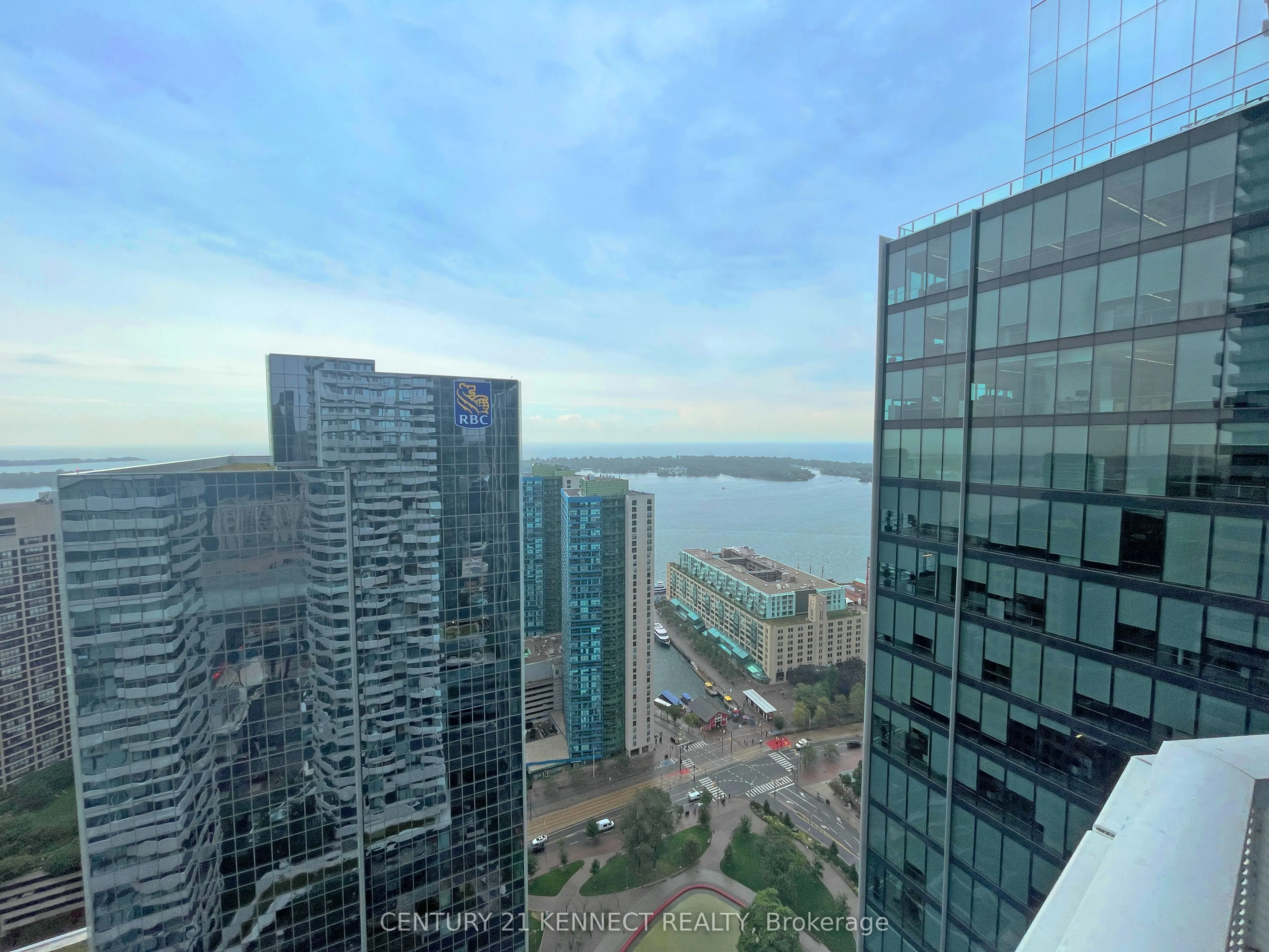 100 Harbour Street, #4209