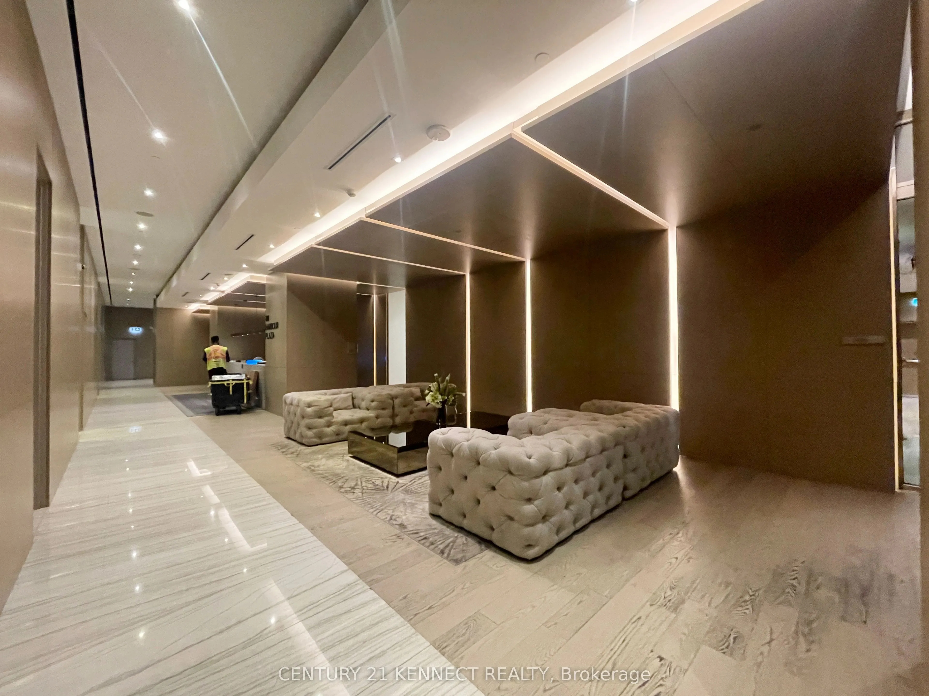 100 Harbour Street, #4209