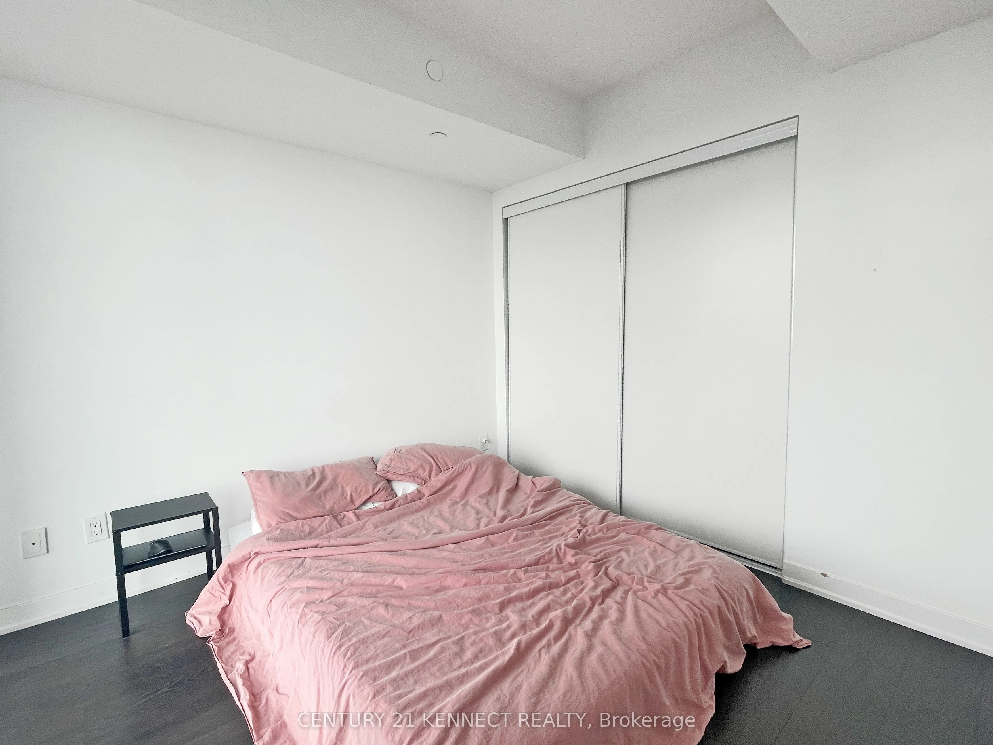 100 Harbour Street, #4209