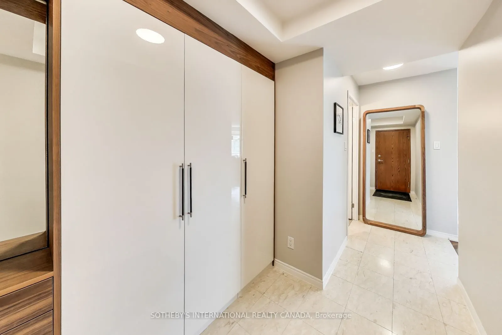 10 Yonge Street, #2701