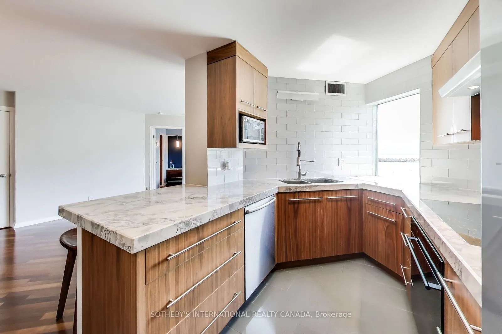 10 Yonge Street, #2701