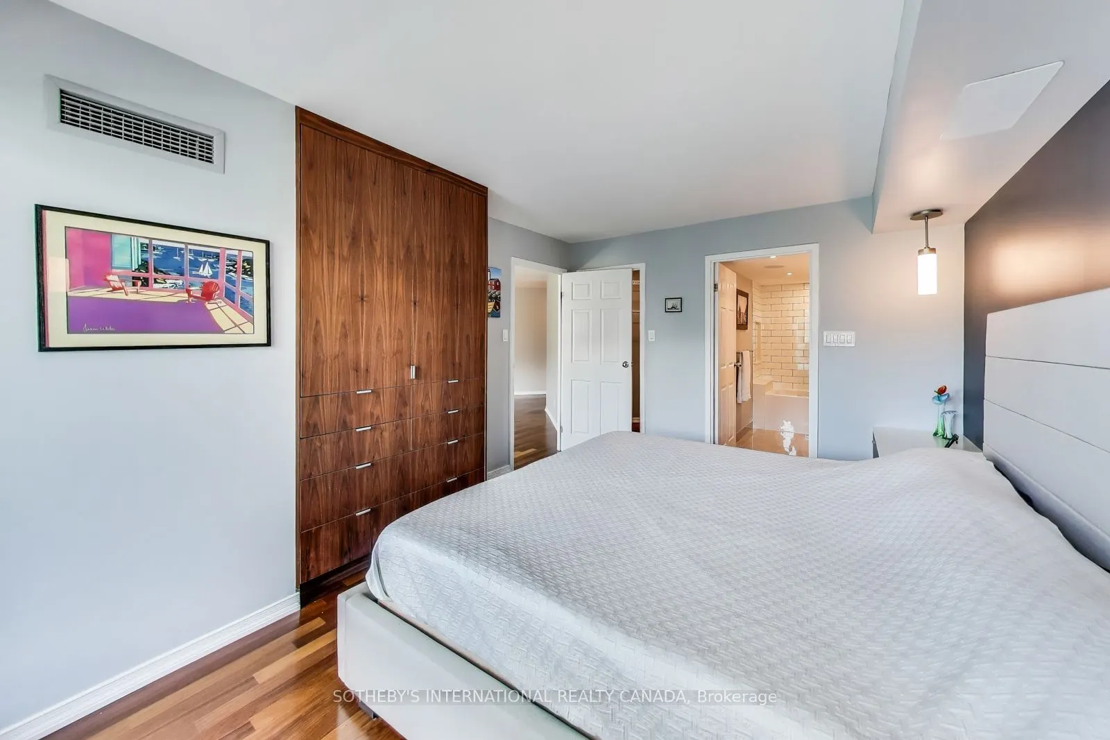 10 Yonge Street, #2701