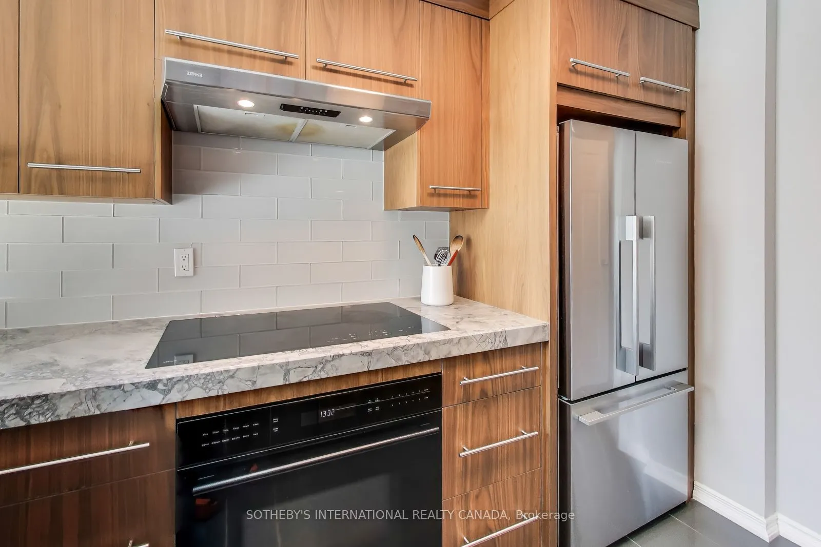 10 Yonge Street, #2701