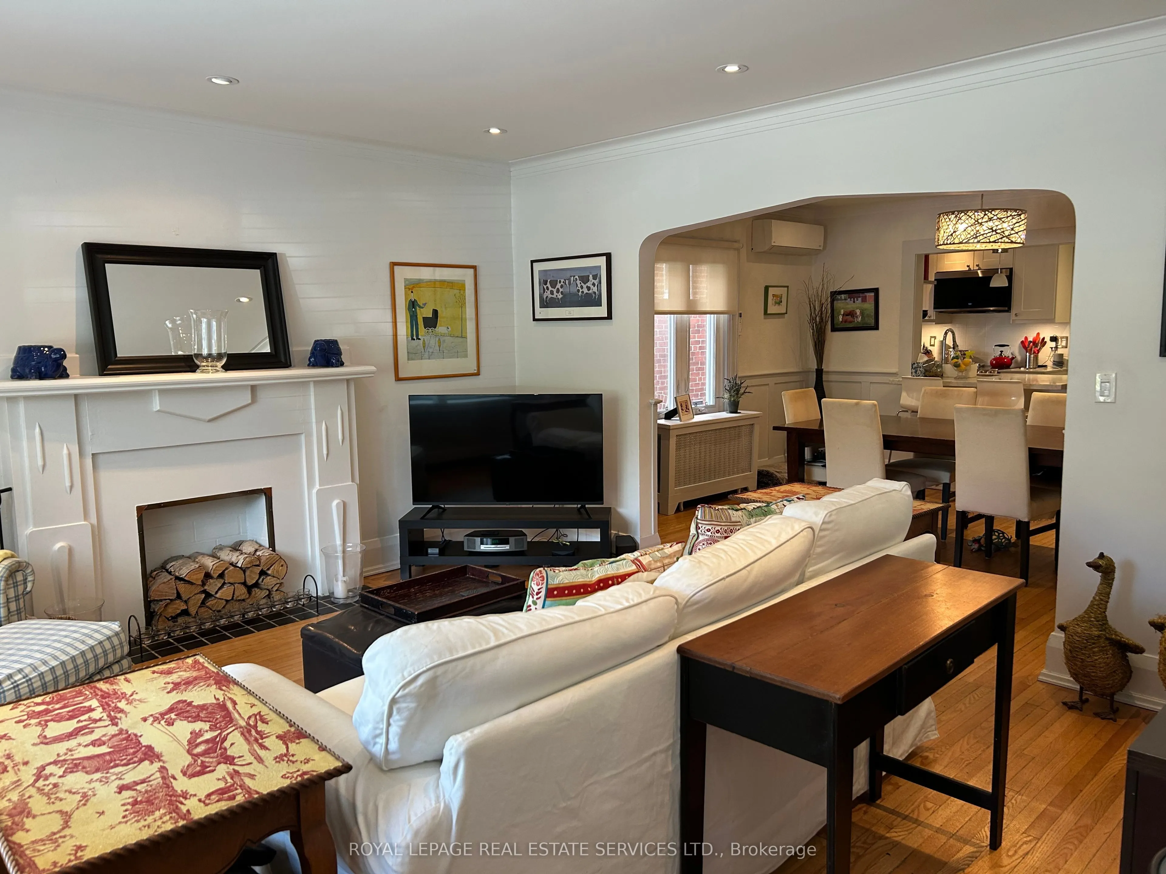 101 Braemar Avenue, #1