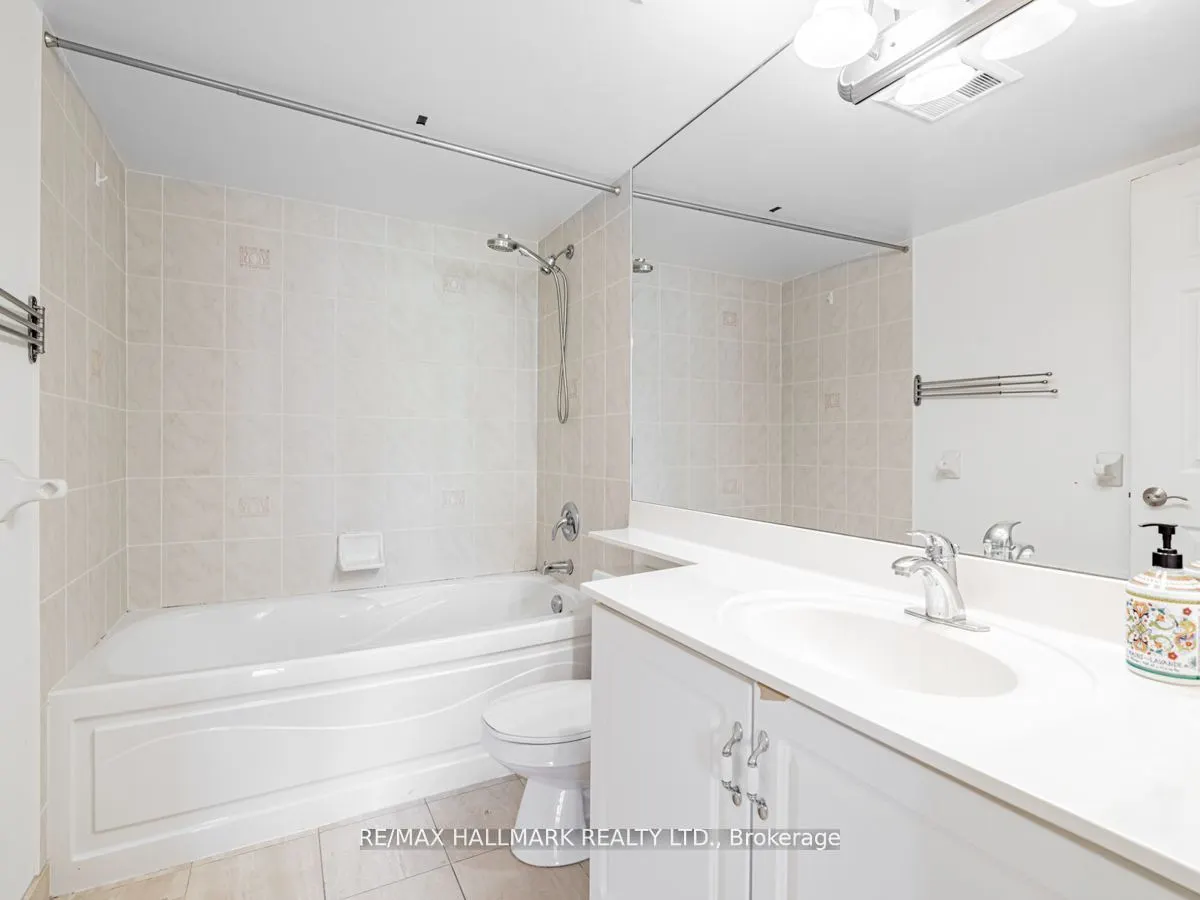 80 Harrison Garden Boulevard, #927