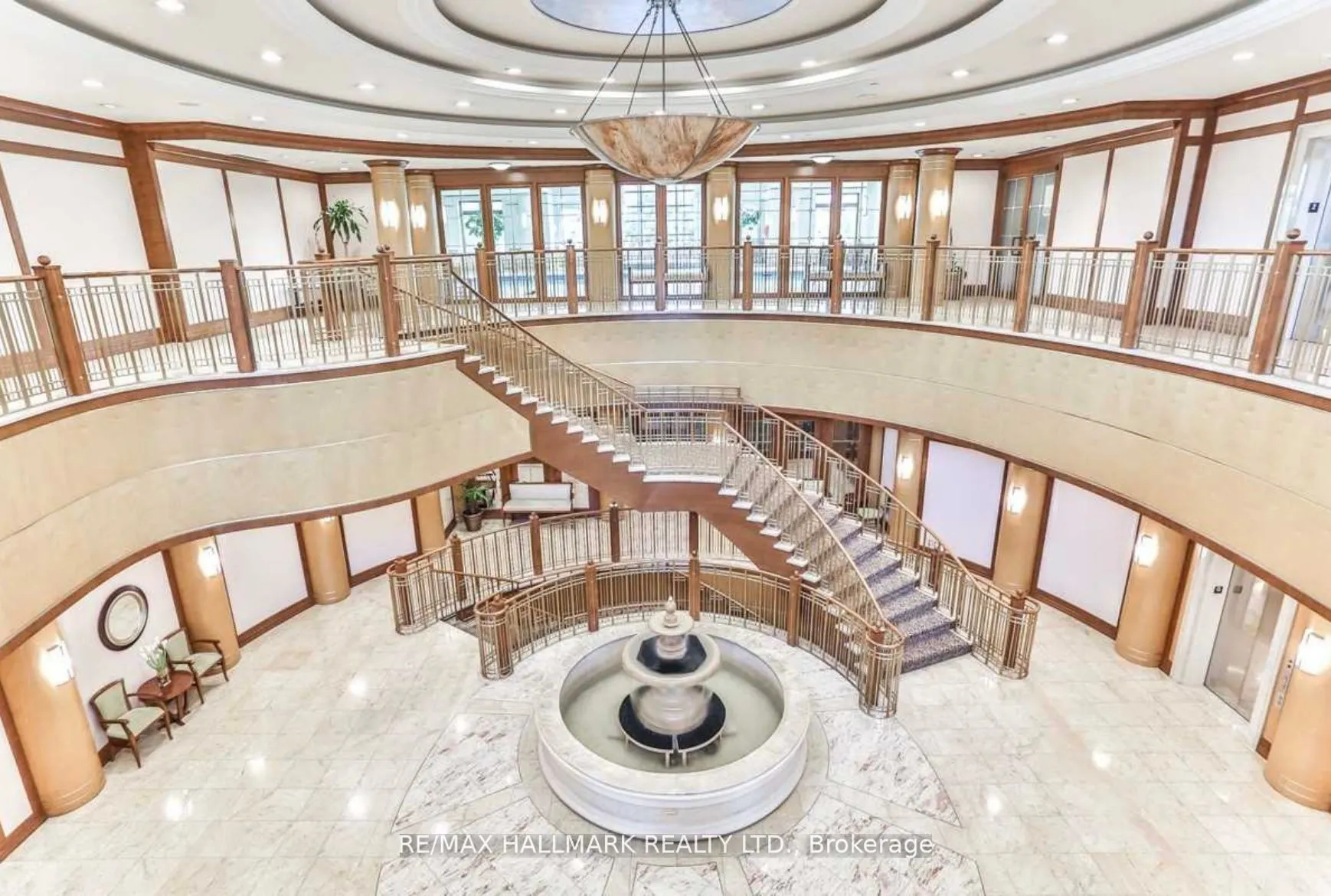 80 Harrison Garden Boulevard, #927
