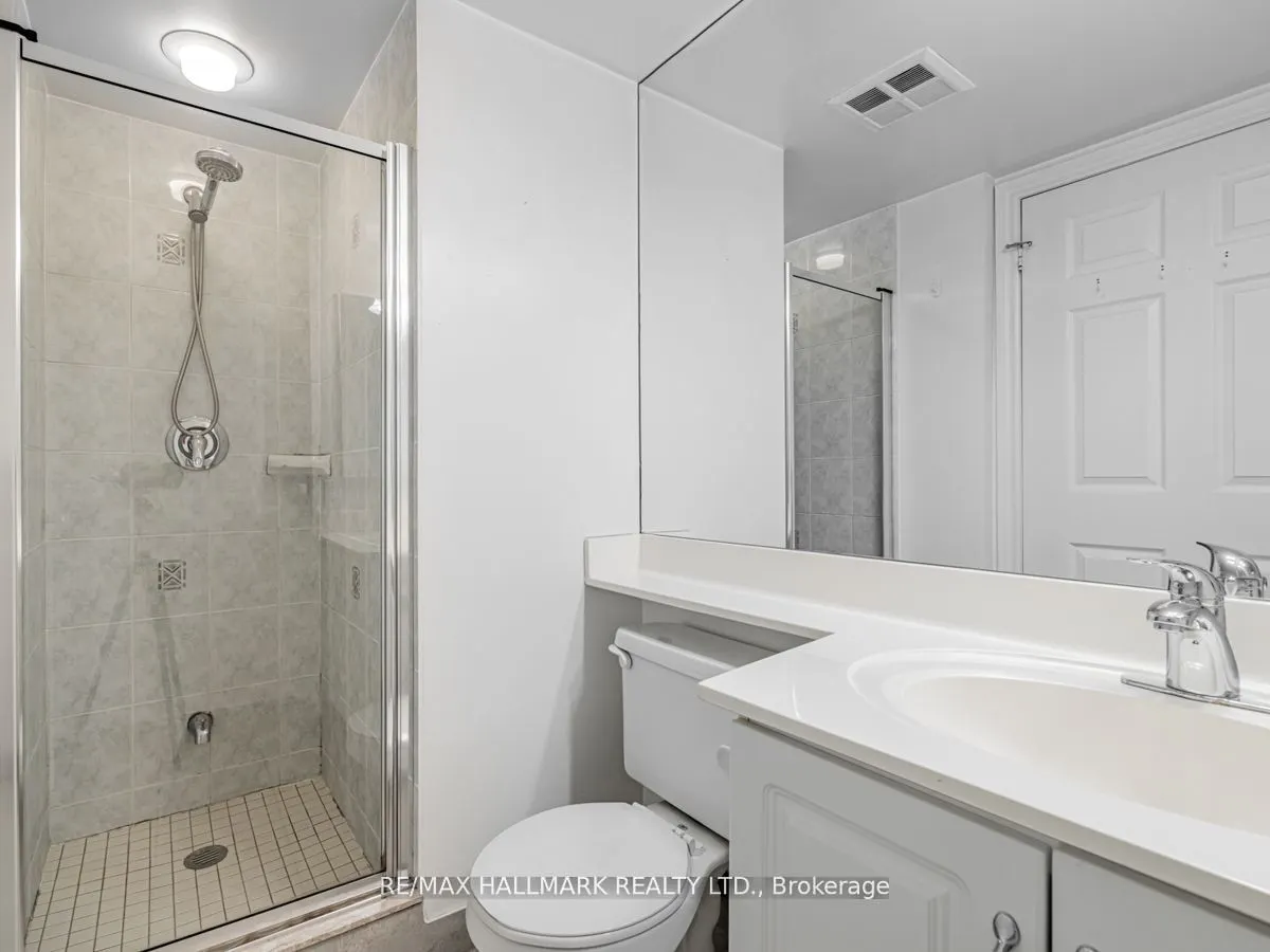 80 Harrison Garden Boulevard, #927