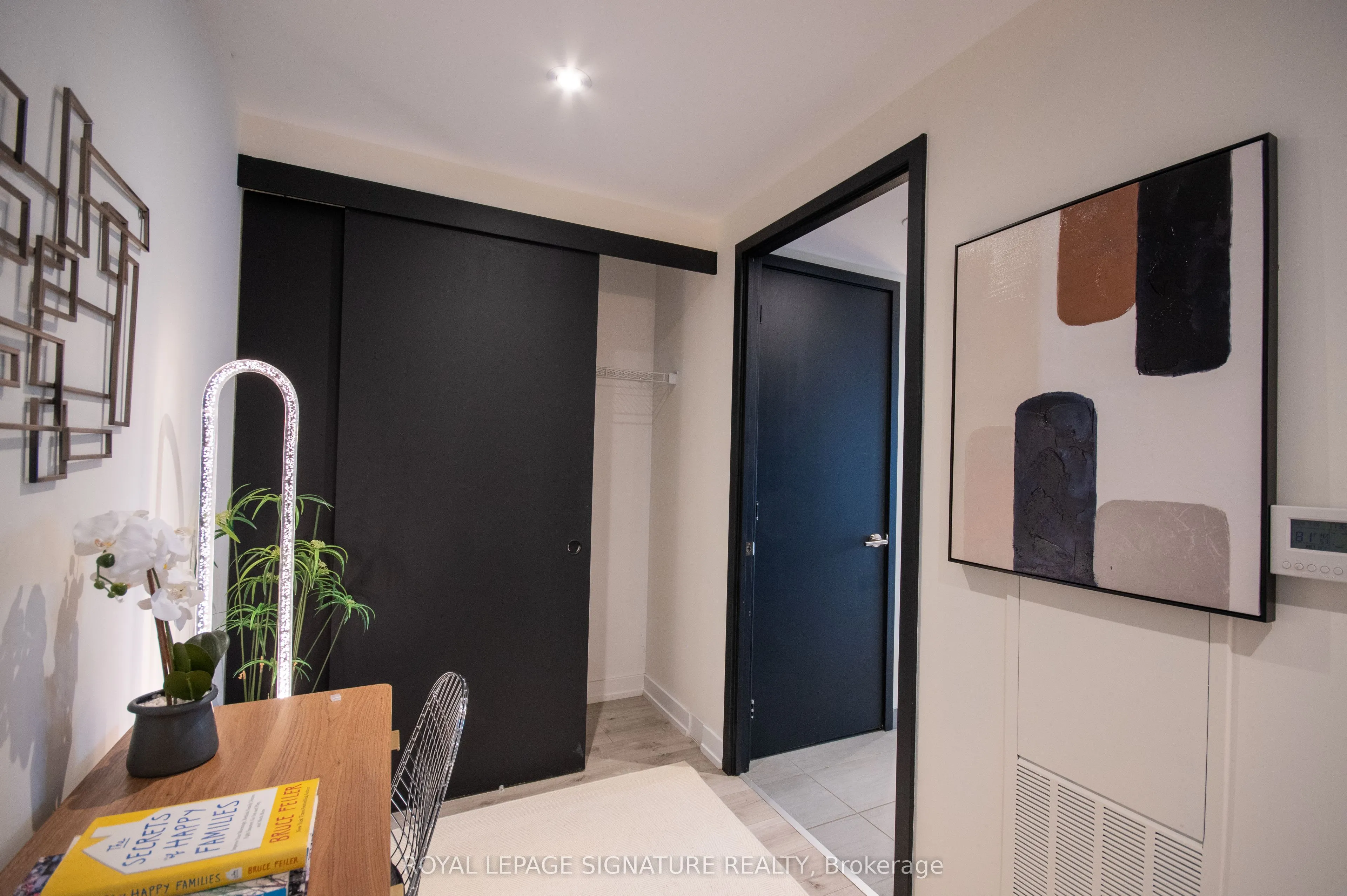 161 Roehampton Avenue, #605