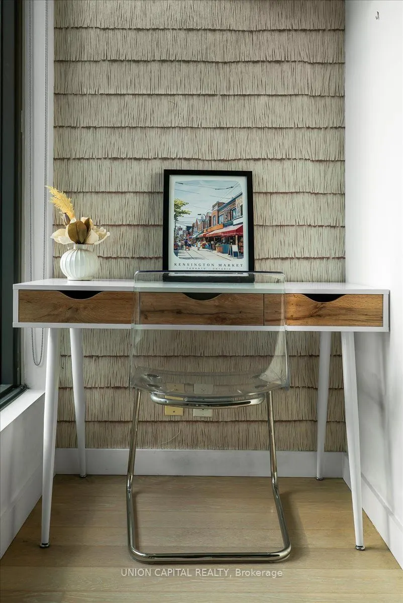 111 Bathurst Street, #505