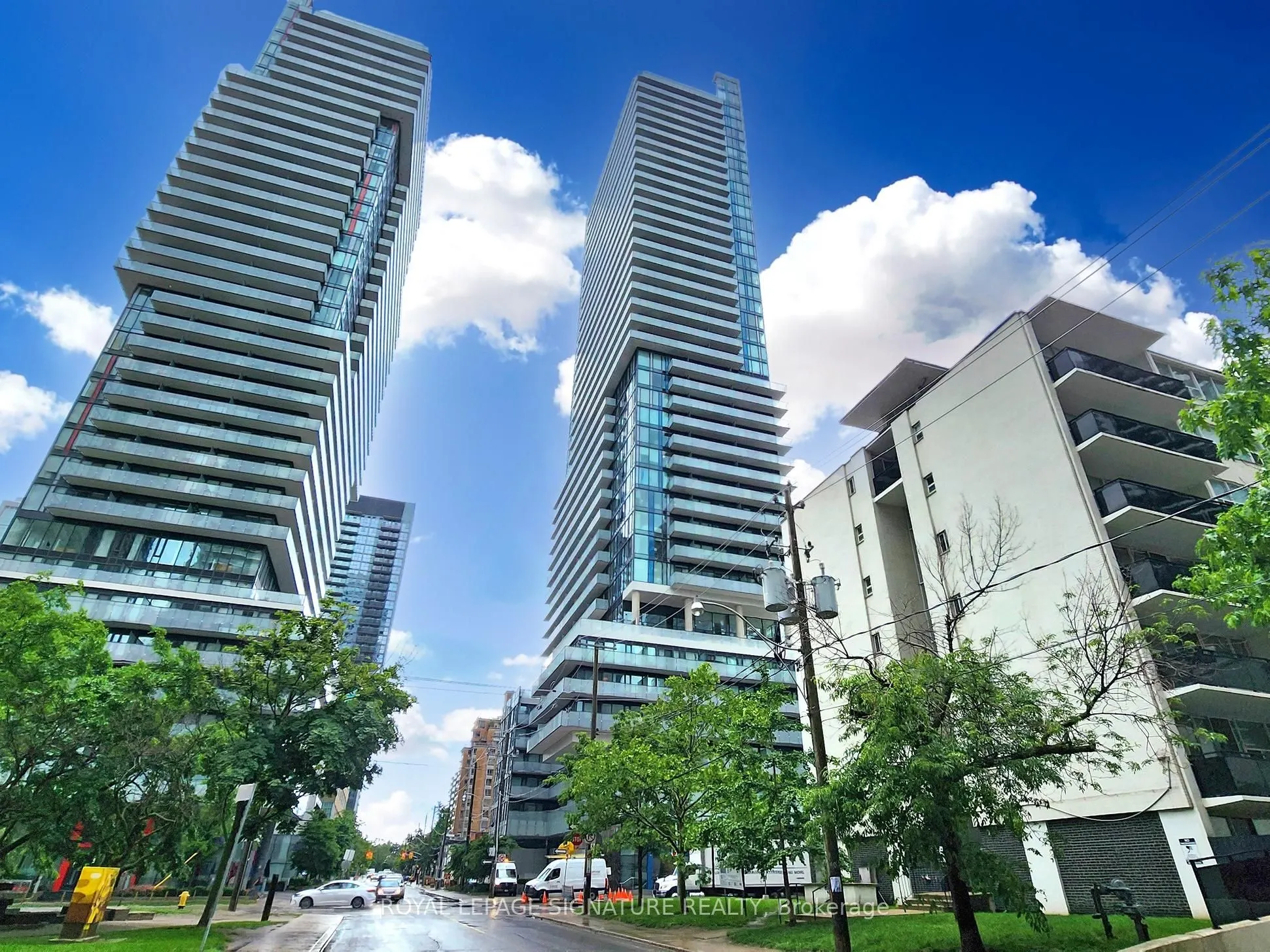 161 Roehampton Avenue, #605