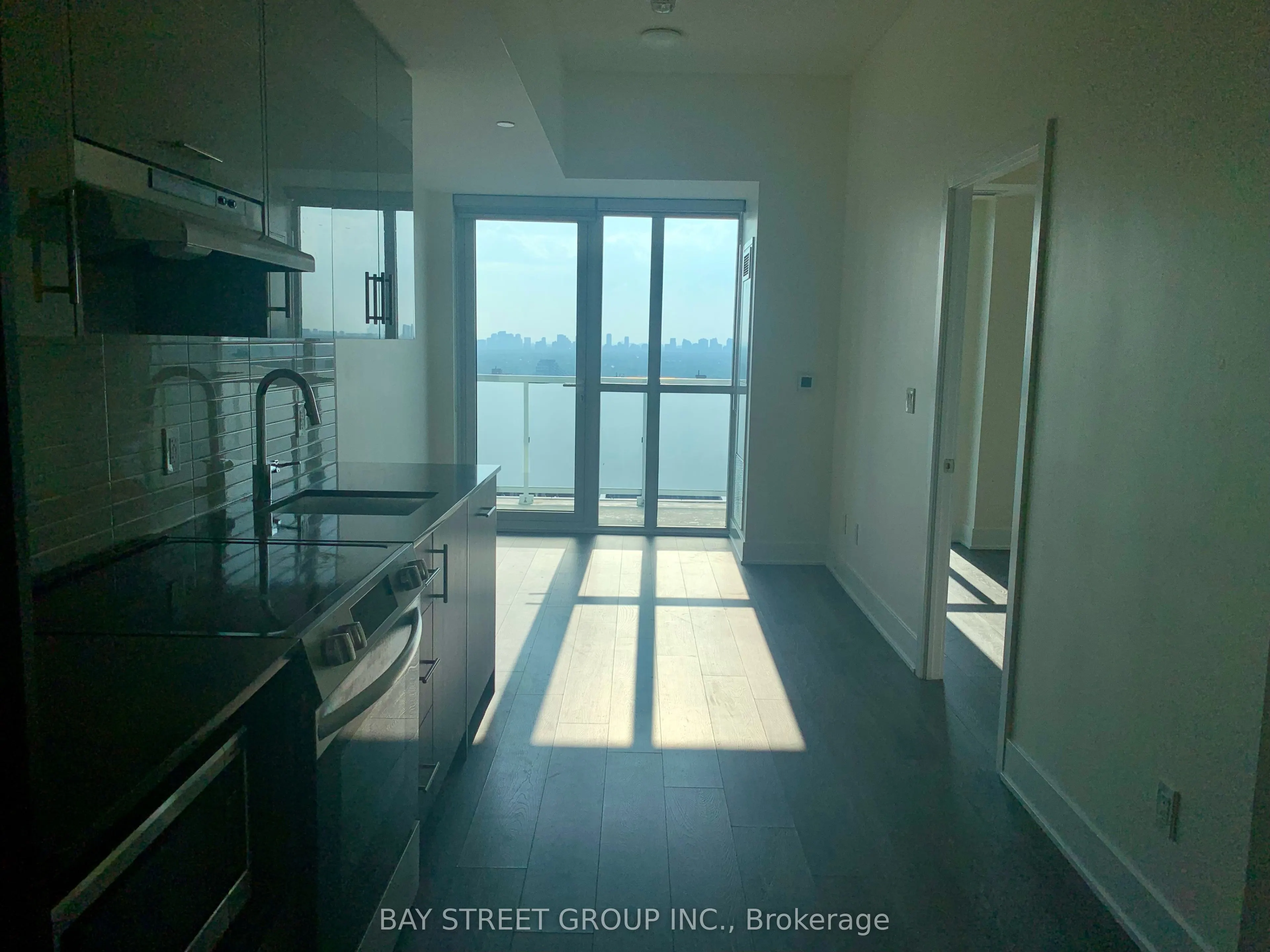 188 Farview Mall Drive, #2711