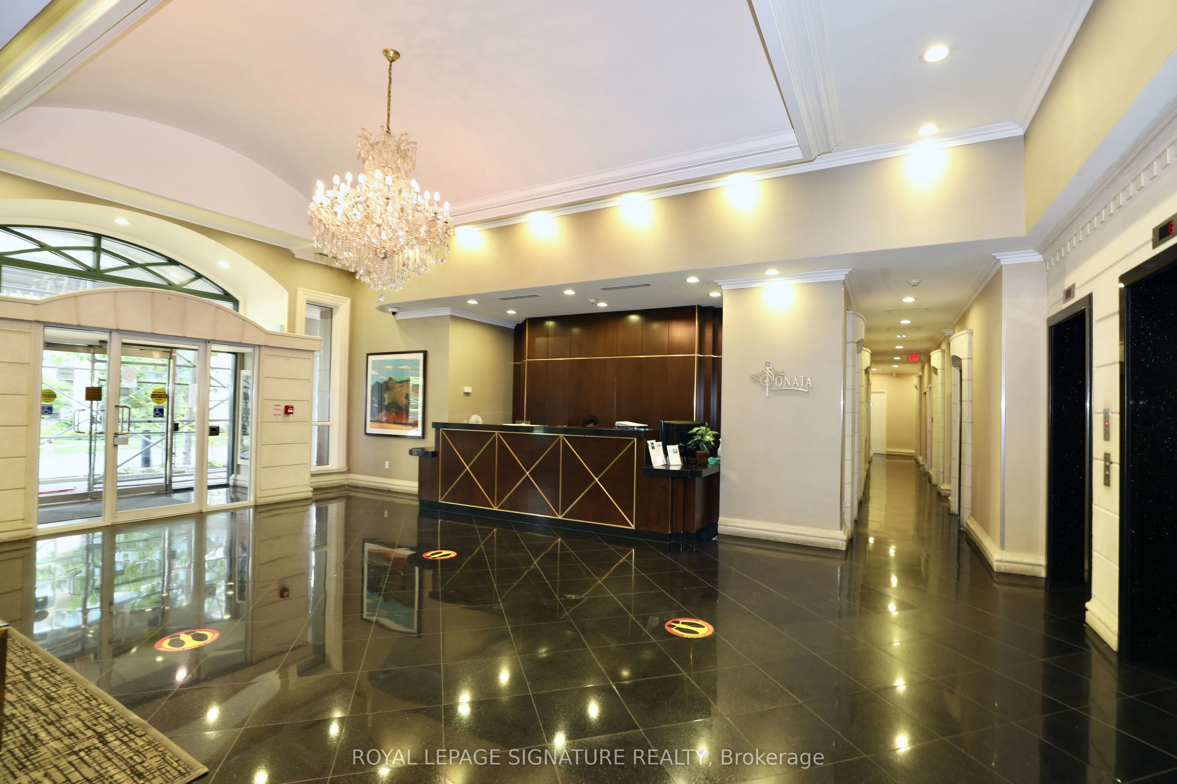7 Lorraine Drive, #1116