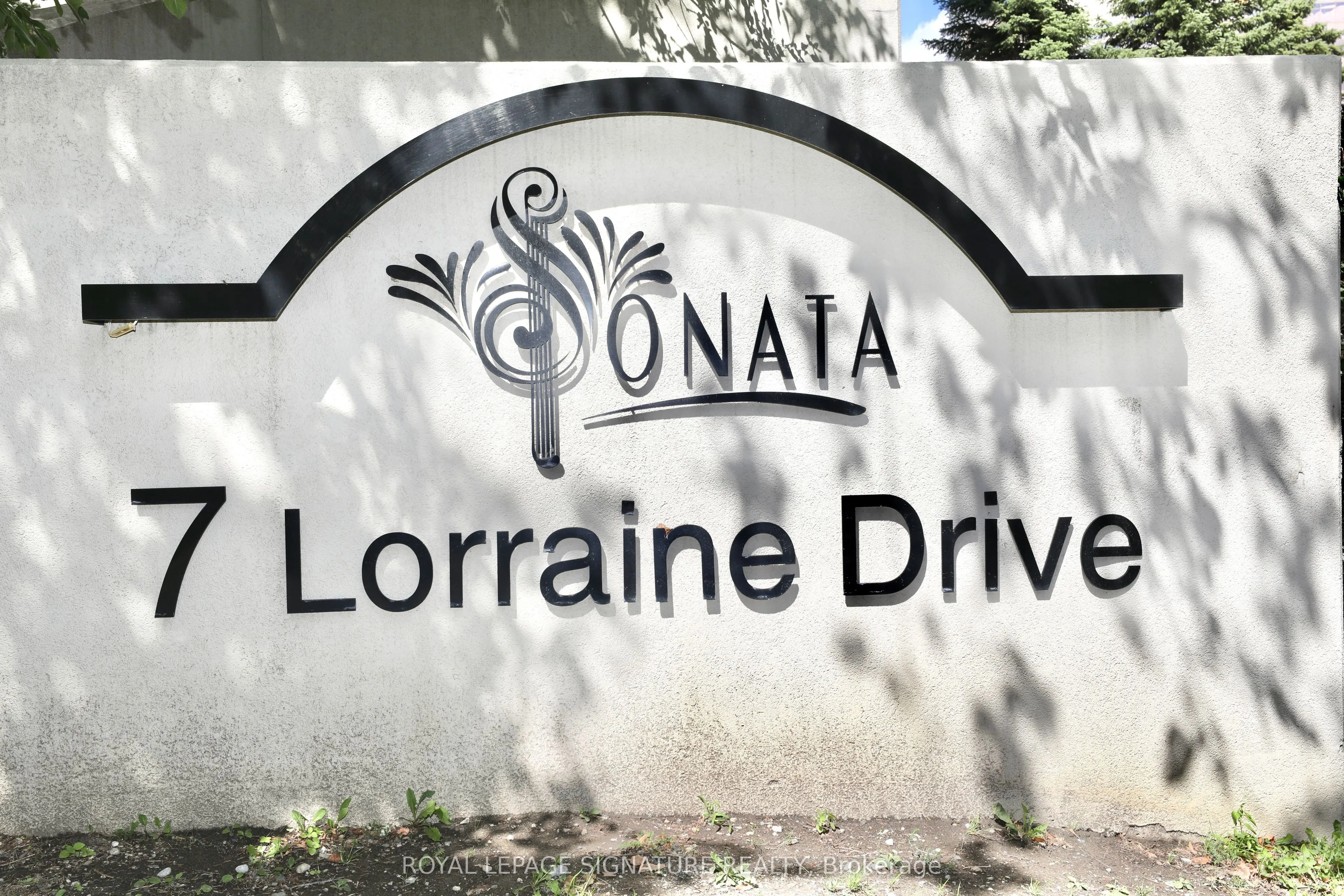 7 Lorraine Drive, #1116