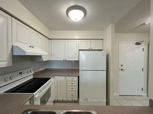 8 Hillcrest Avenue, #905