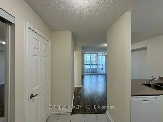 8 Hillcrest Avenue, #905