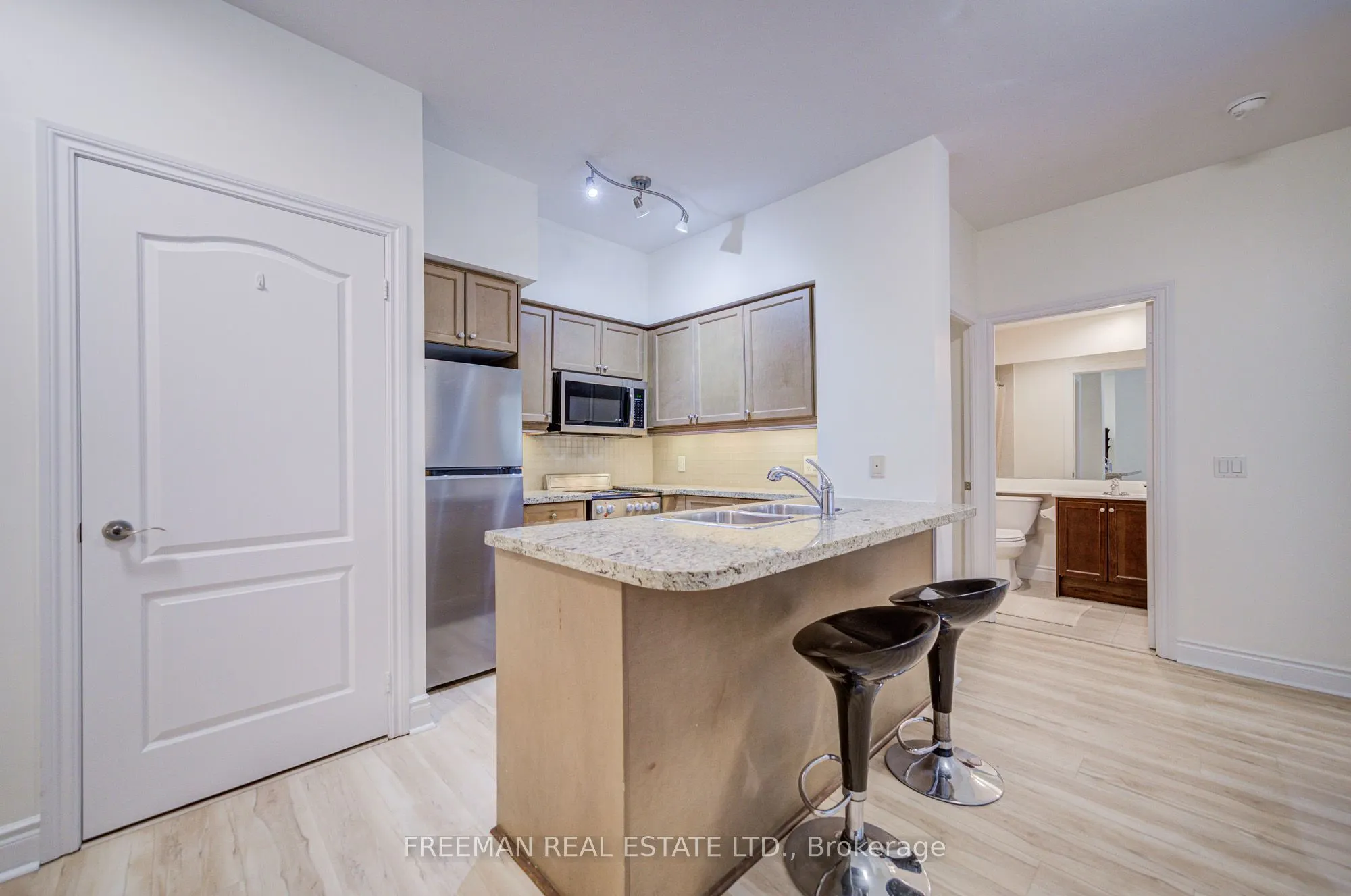 319 Merton Street, #201