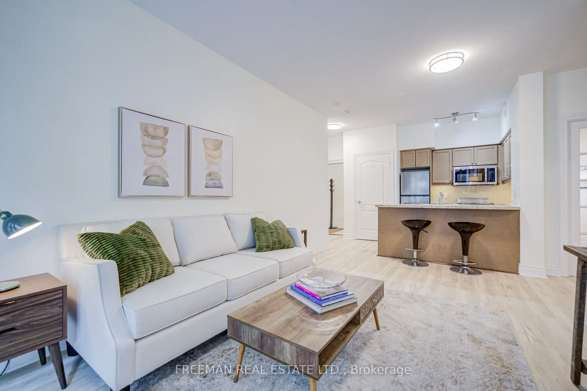319 Merton Street, #201