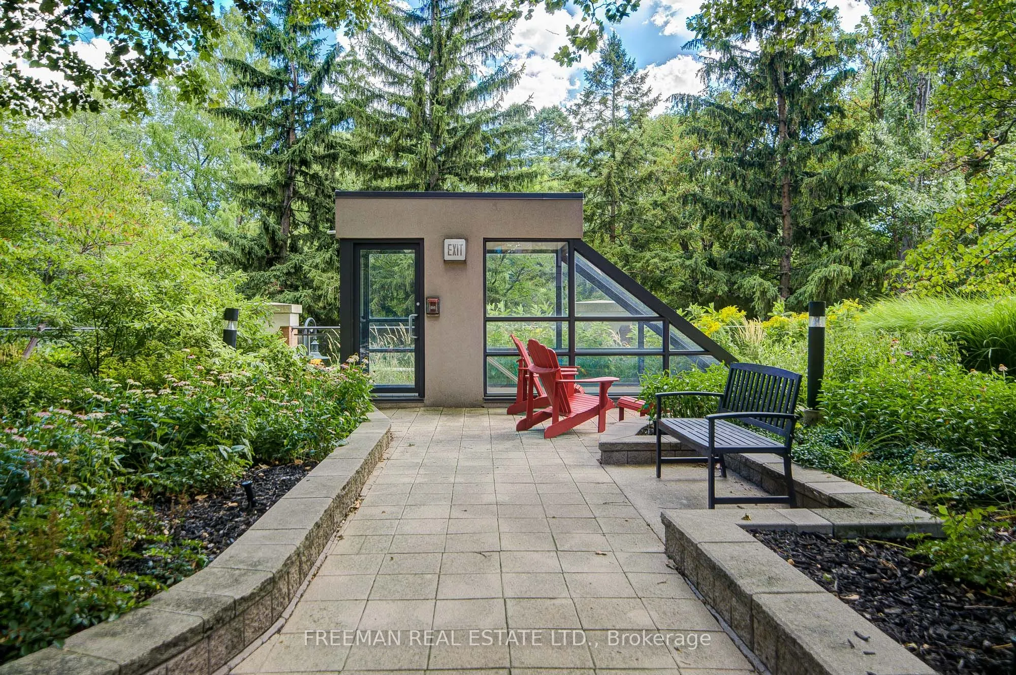 319 Merton Street, #201