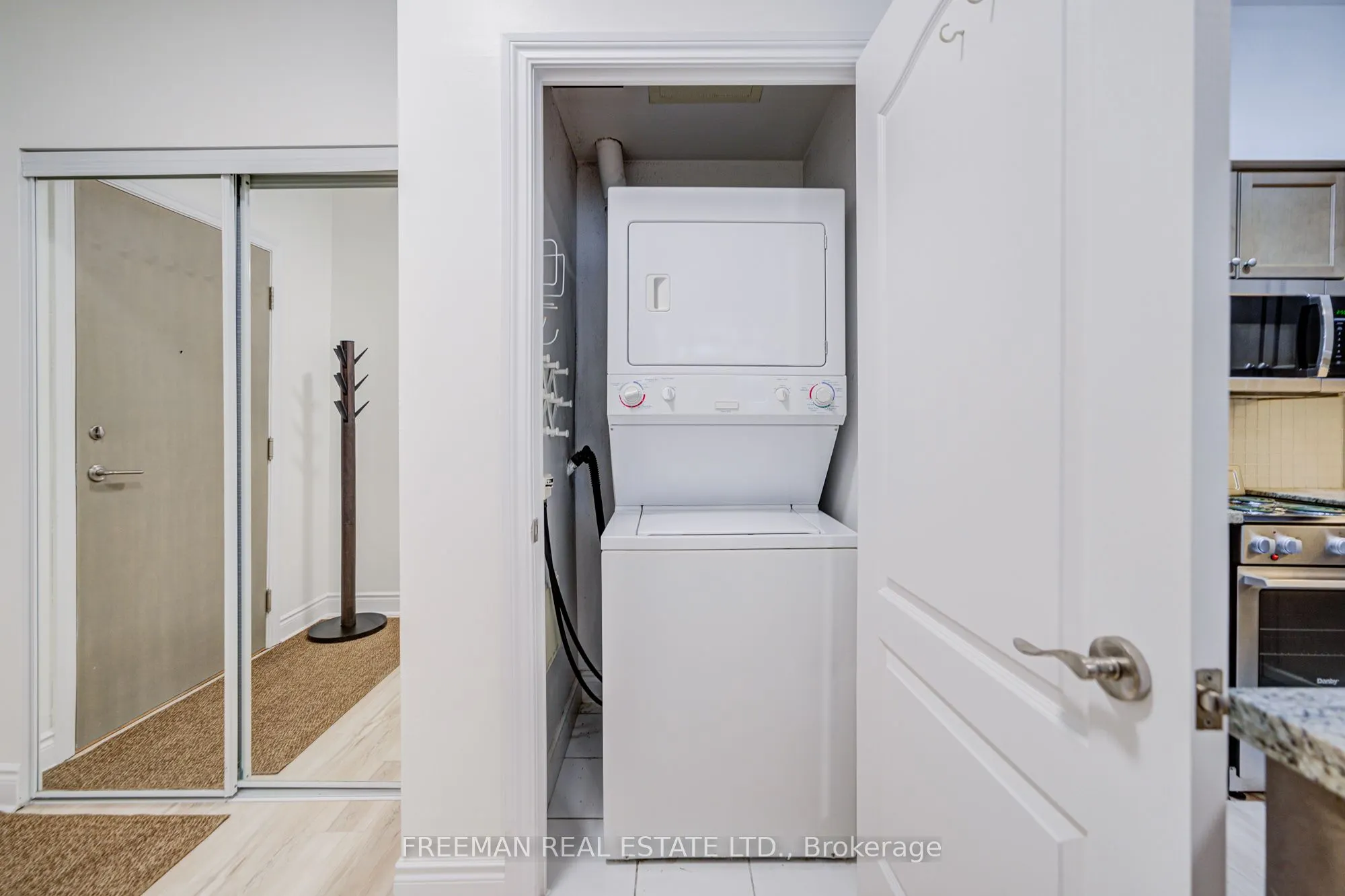 319 Merton Street, #201