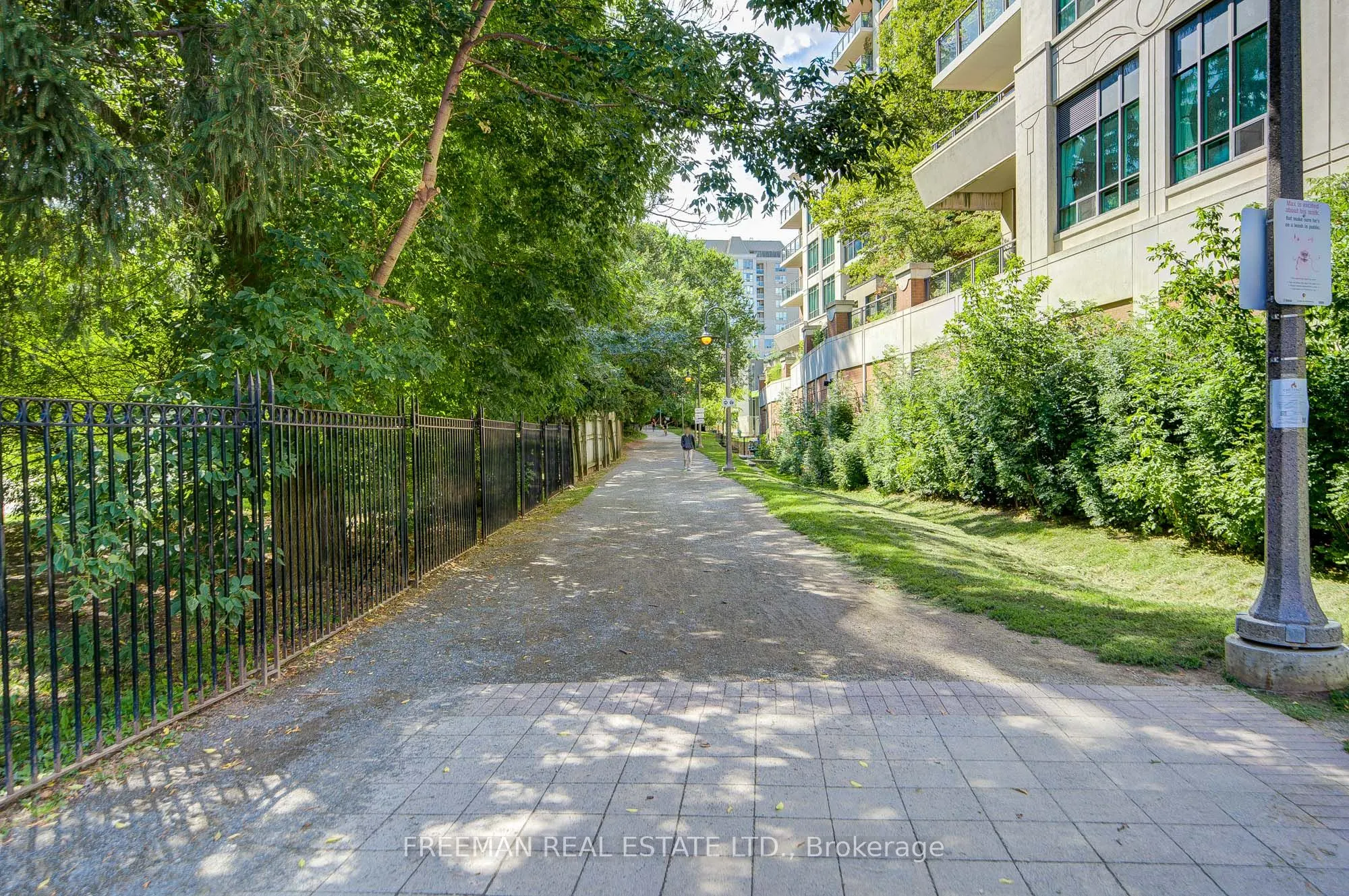 319 Merton Street, #201