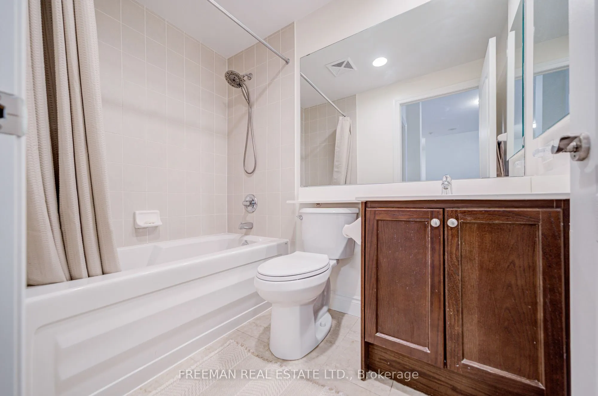 319 Merton Street, #201