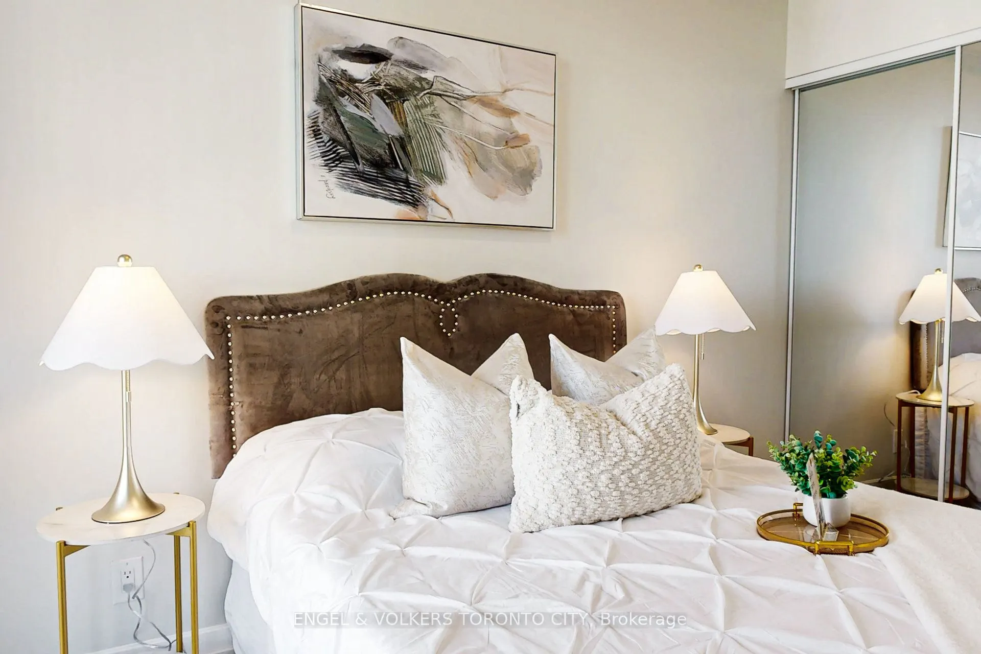 20 Tubman Avenue, #2306