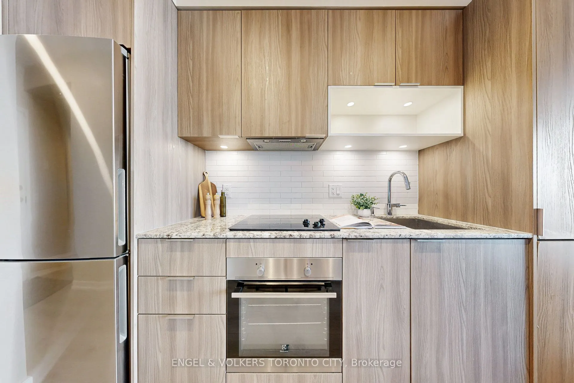 20 Tubman Avenue, #2306