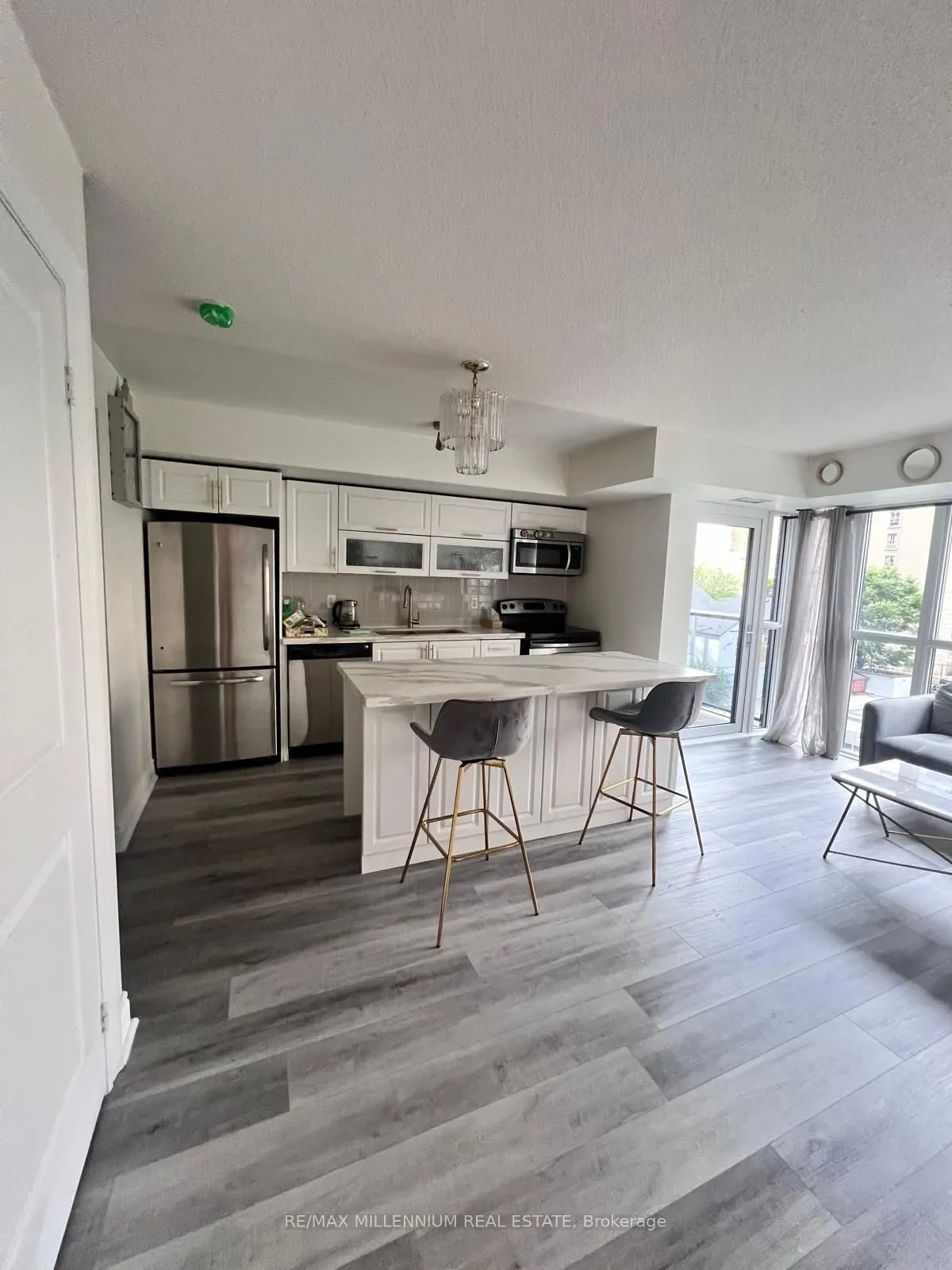 28 Ted Rogers Way, #305
