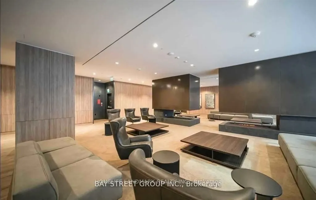 27 Bathurst Street, #1113