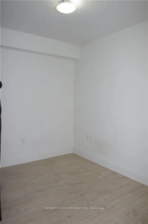 27 Bathurst Street, #1113
