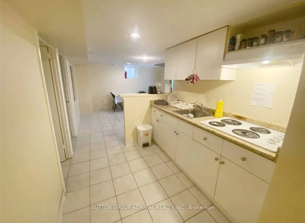 82 Caines Avenue, #Basement