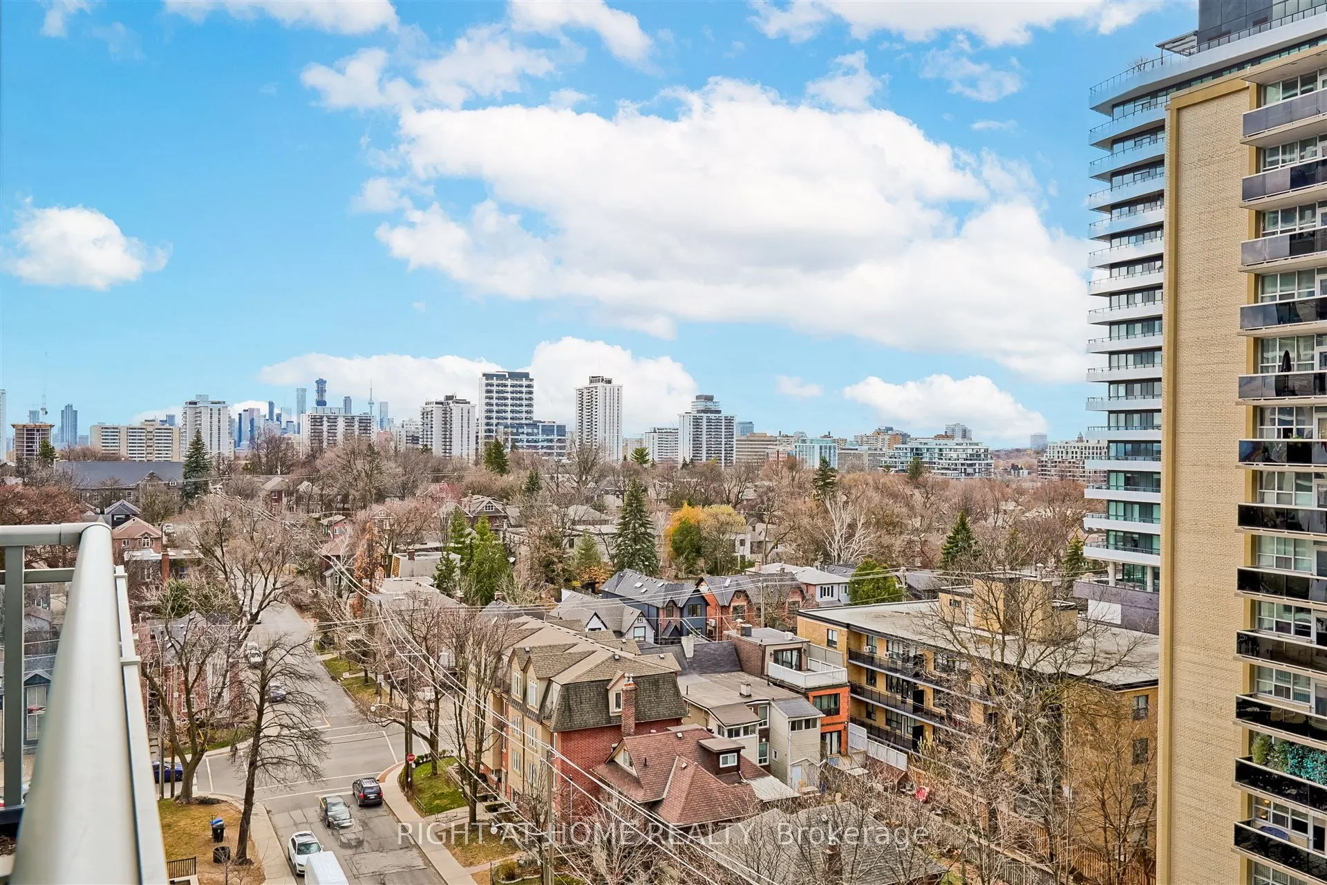 83 Redpath Avenue, #908