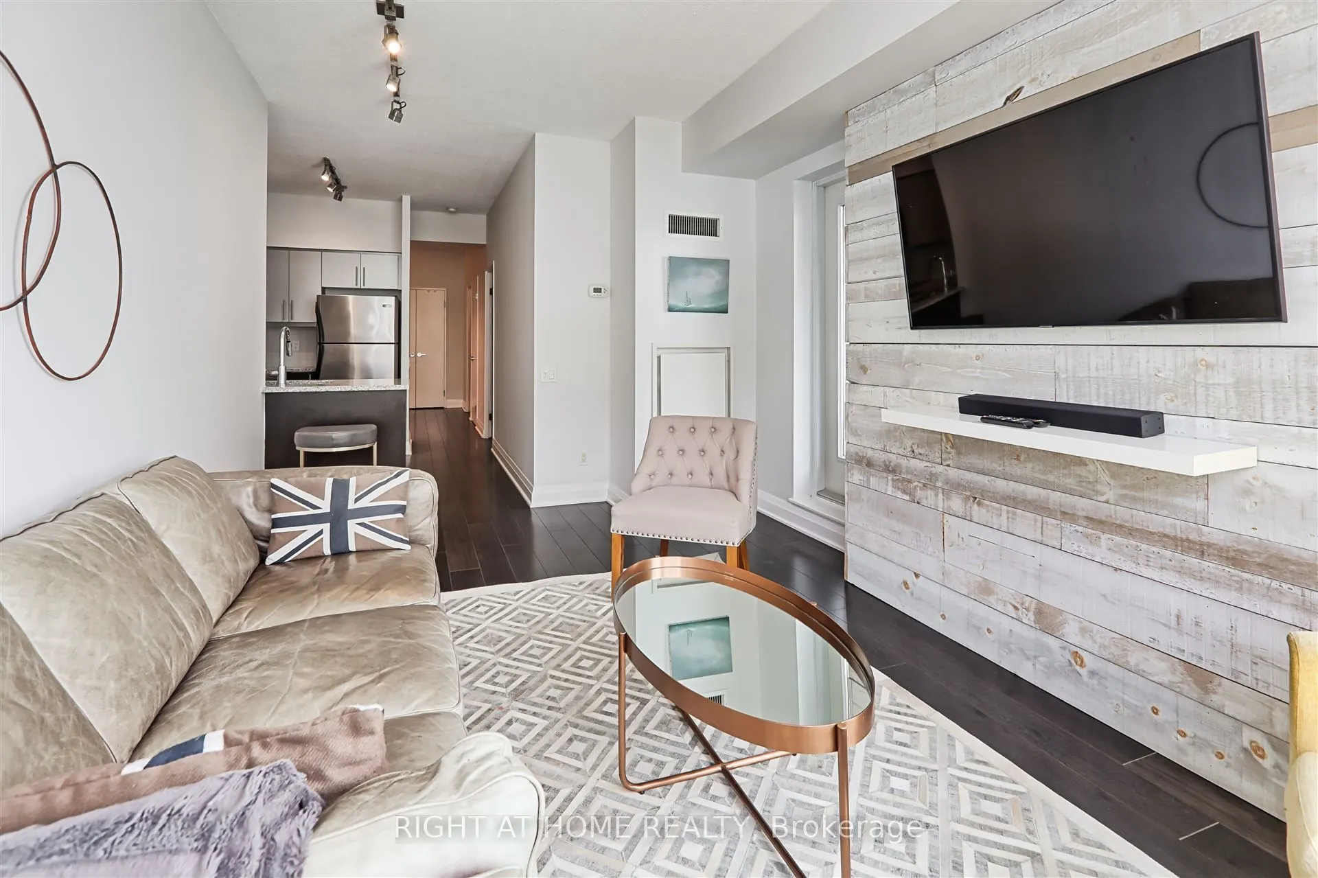 83 Redpath Avenue, #908