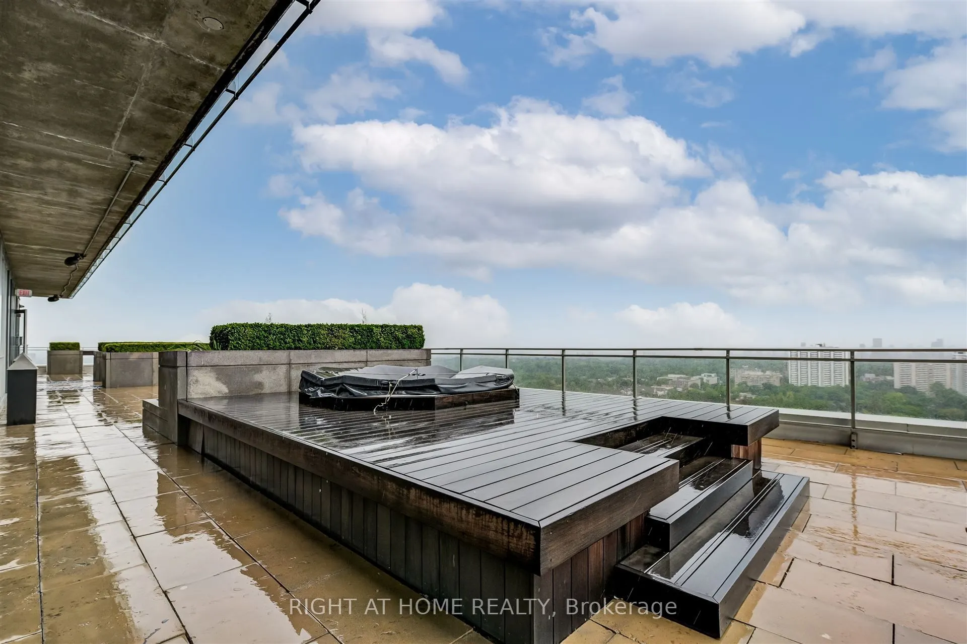 83 Redpath Avenue, #908