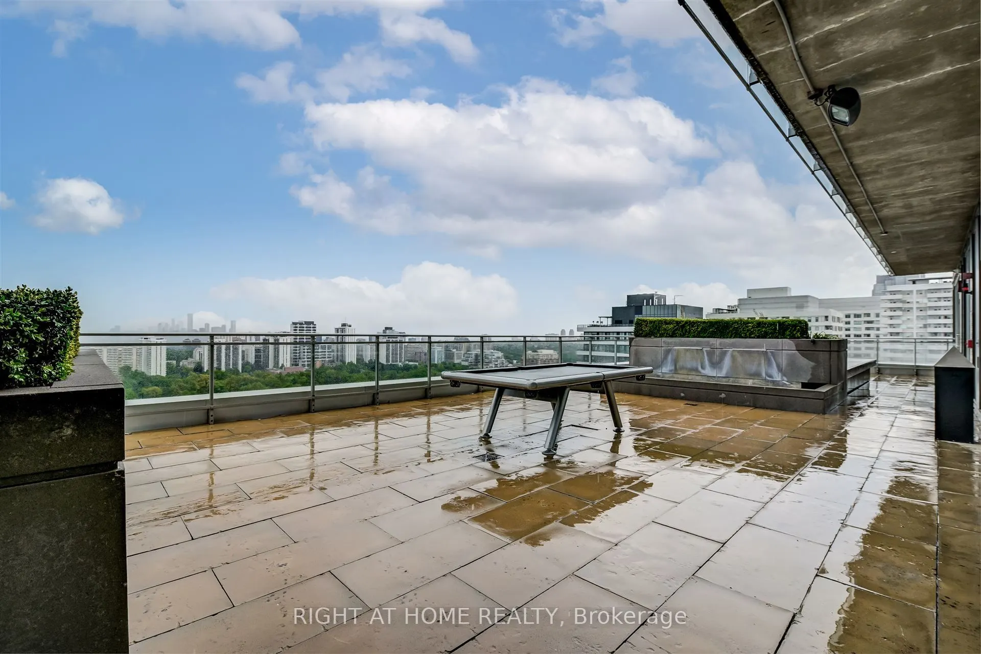 83 Redpath Avenue, #908