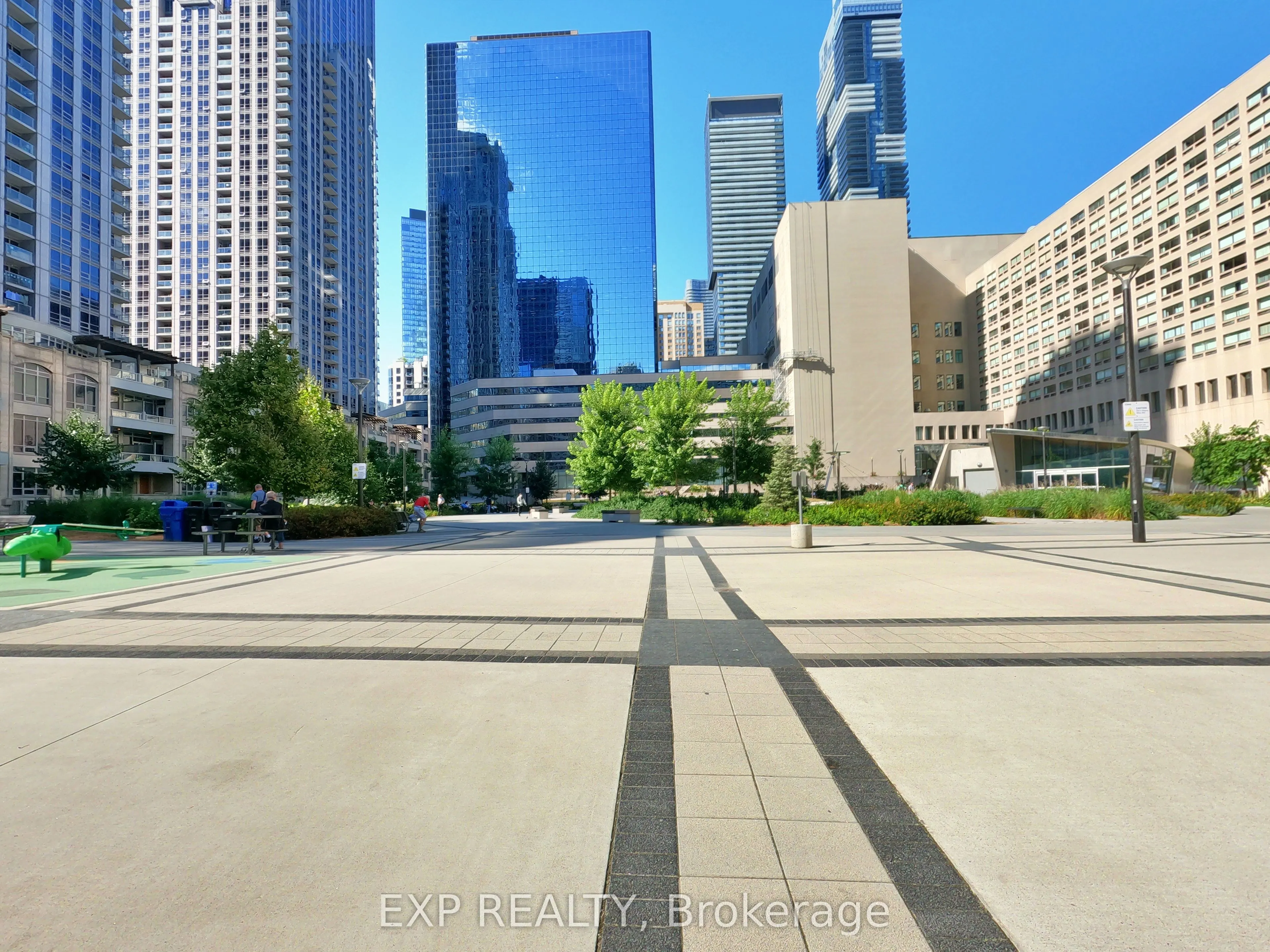 386 Yonge Street, #3806