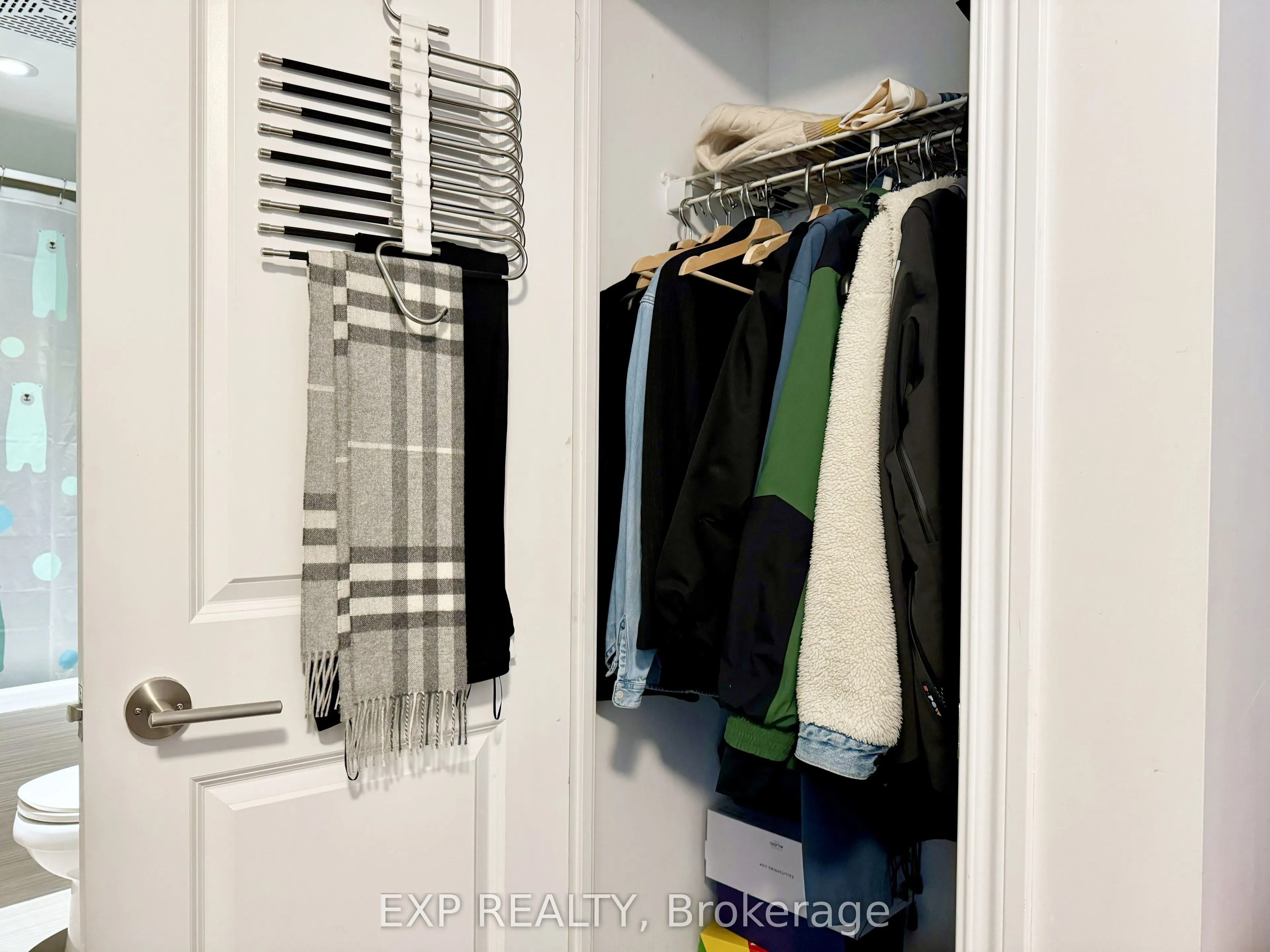 386 Yonge Street, #3806