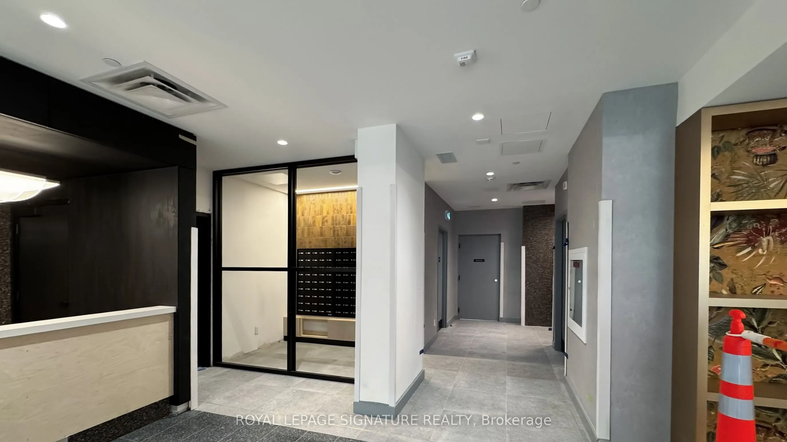 5 Lakeview Avenue, #302