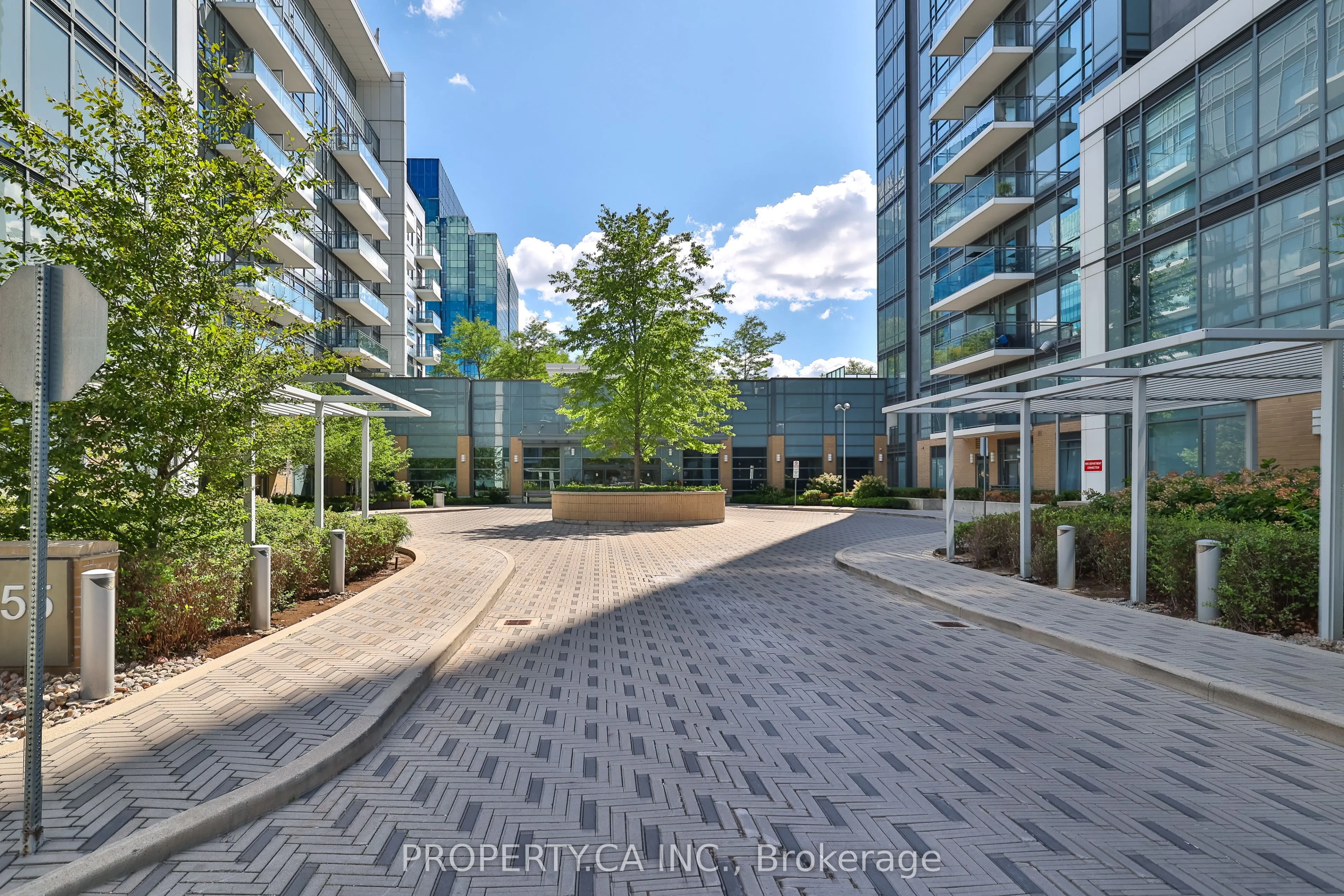 55 Ann O'Reilly Road, #2512