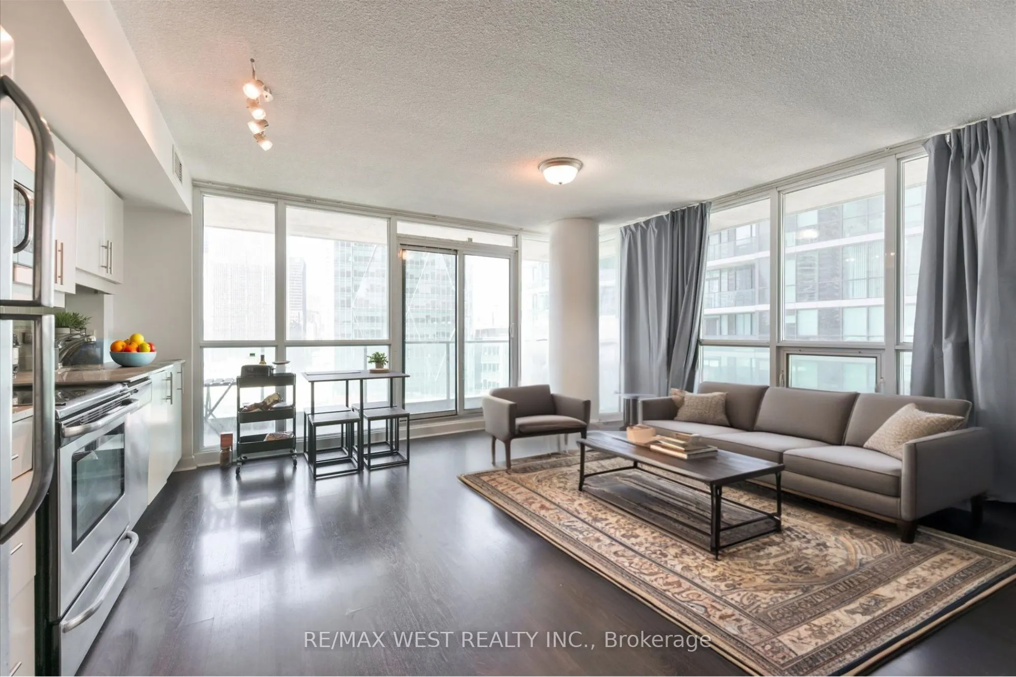 33 Bay Street, #1504