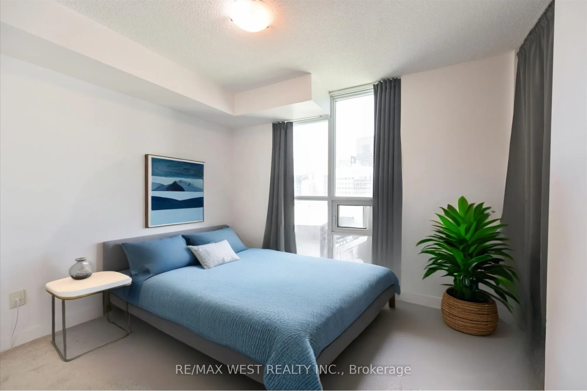 33 Bay Street, #1504