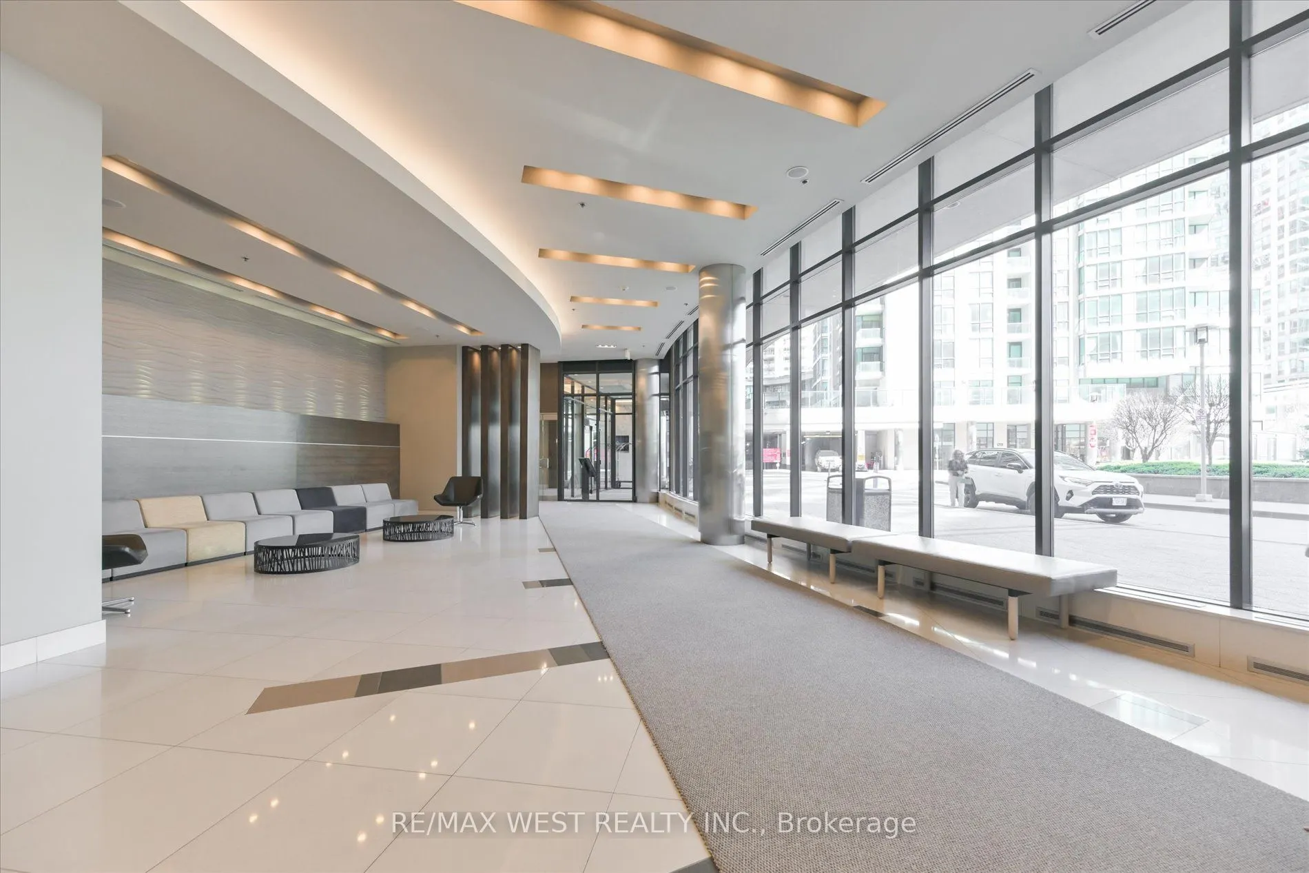 33 Bay Street, #1504