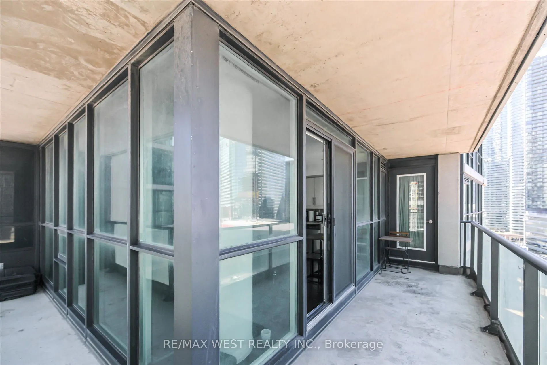 33 Bay Street, #1504