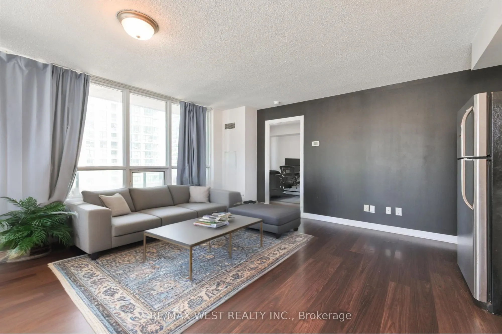 33 Bay Street, #1504