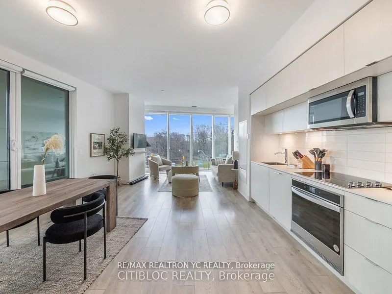 585 Bloor Street E, #317