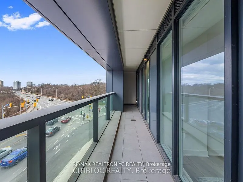 585 Bloor Street E, #317